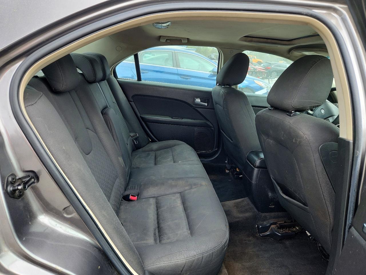 2010 Ford Fusion Se Серый vin: 3FAHP0HA2AR359319