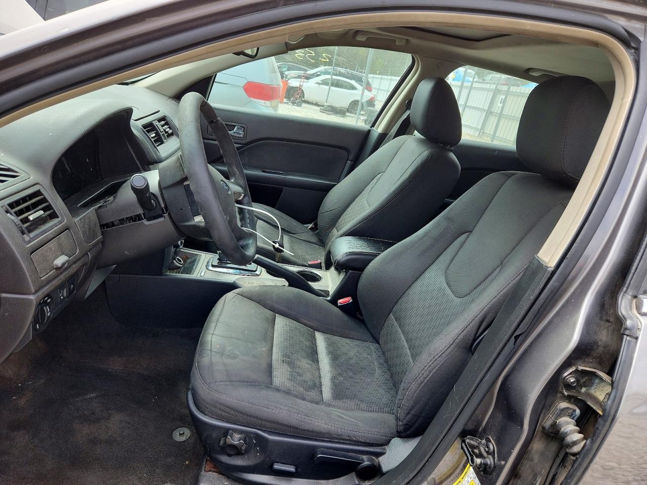 2010 Ford Fusion Se Серый vin: 3FAHP0HA2AR359319