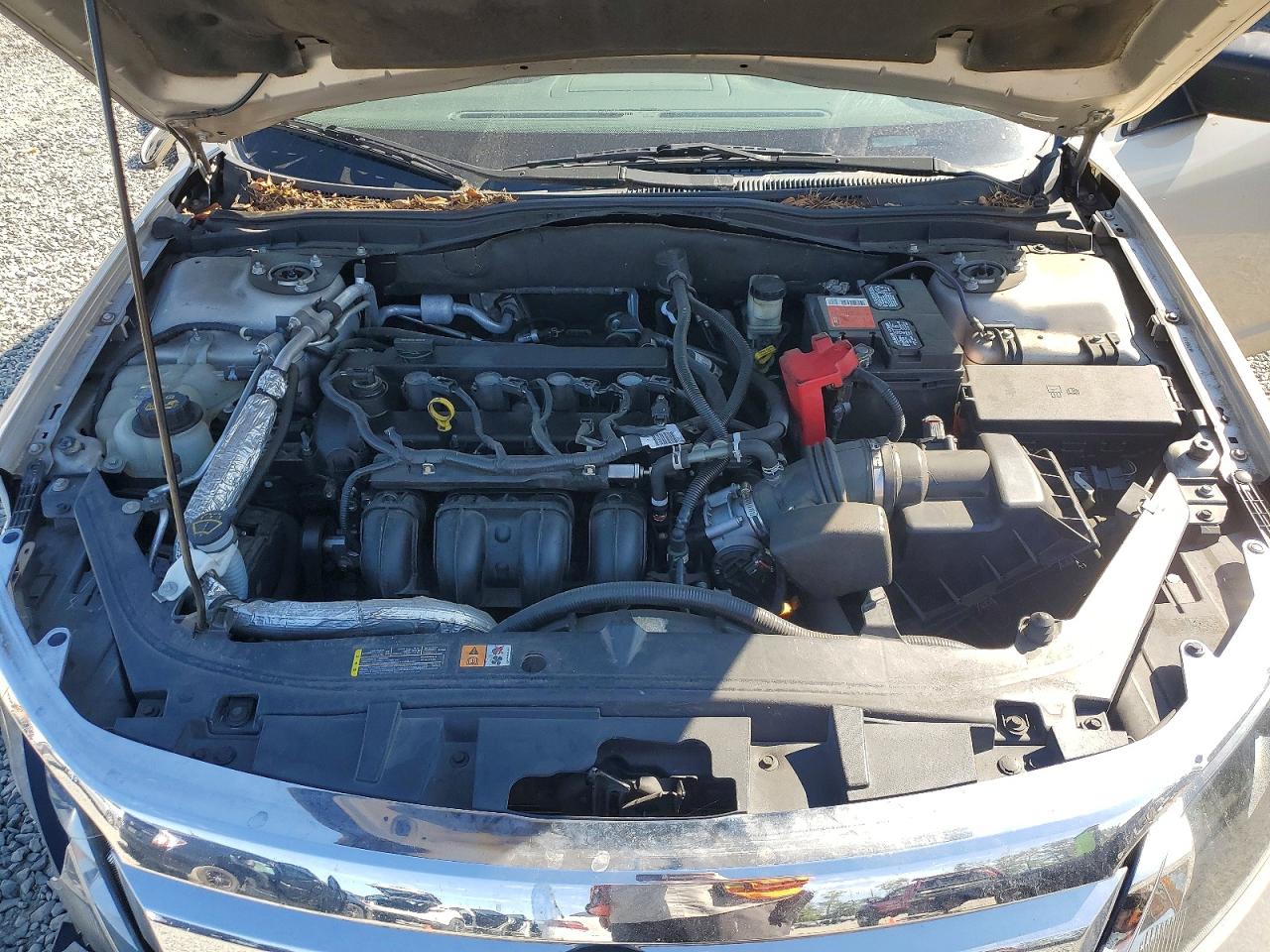 2010 Ford Fusion Se Beige vin: 3FAHP0HA2AR372801