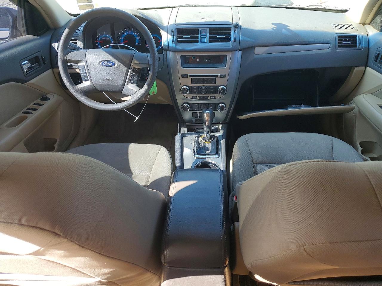 2010 Ford Fusion Se Beige vin: 3FAHP0HA2AR372801