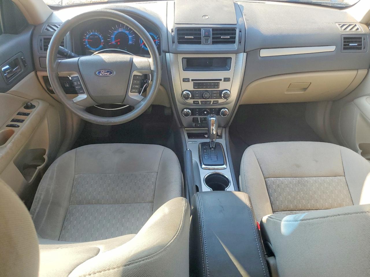 2010 Ford Fusion Se Tan vin: 3FAHP0HA2AR424850
