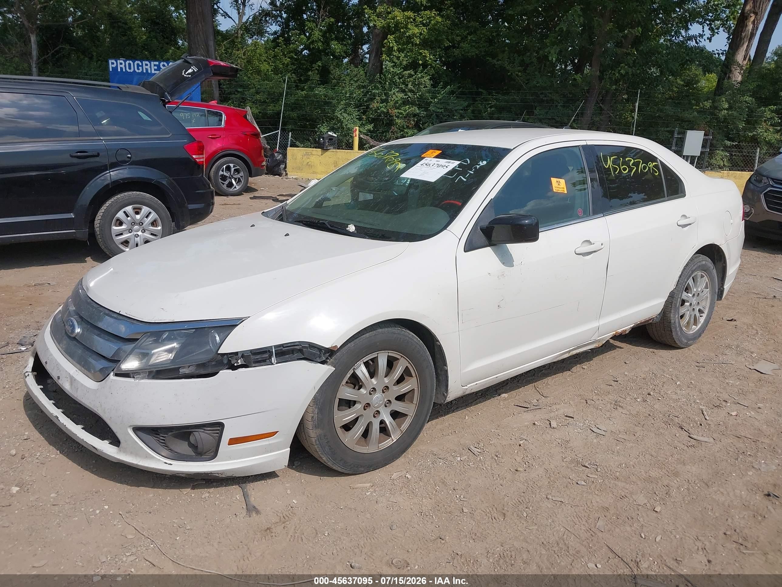 2011 Ford Fusion Se White vin: 3FAHP0HA2BR100413