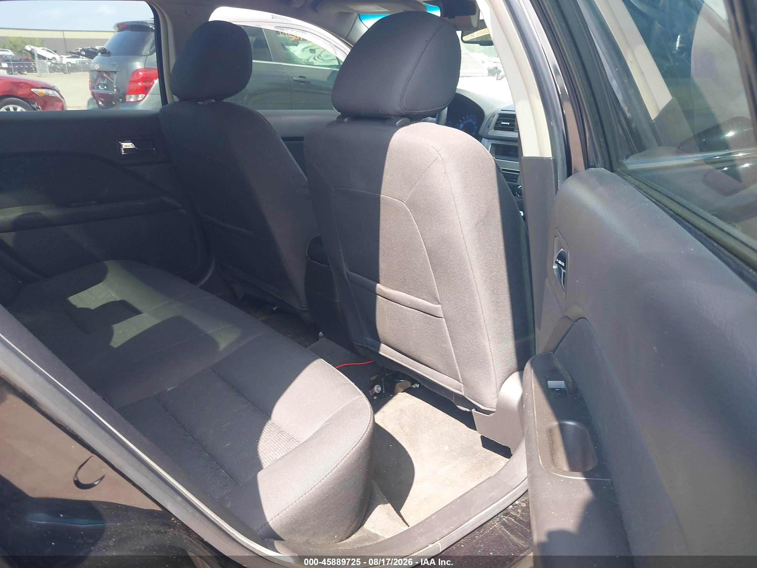 2011 Ford Fusion Se Черный vin: 3FAHP0HA2BR120614