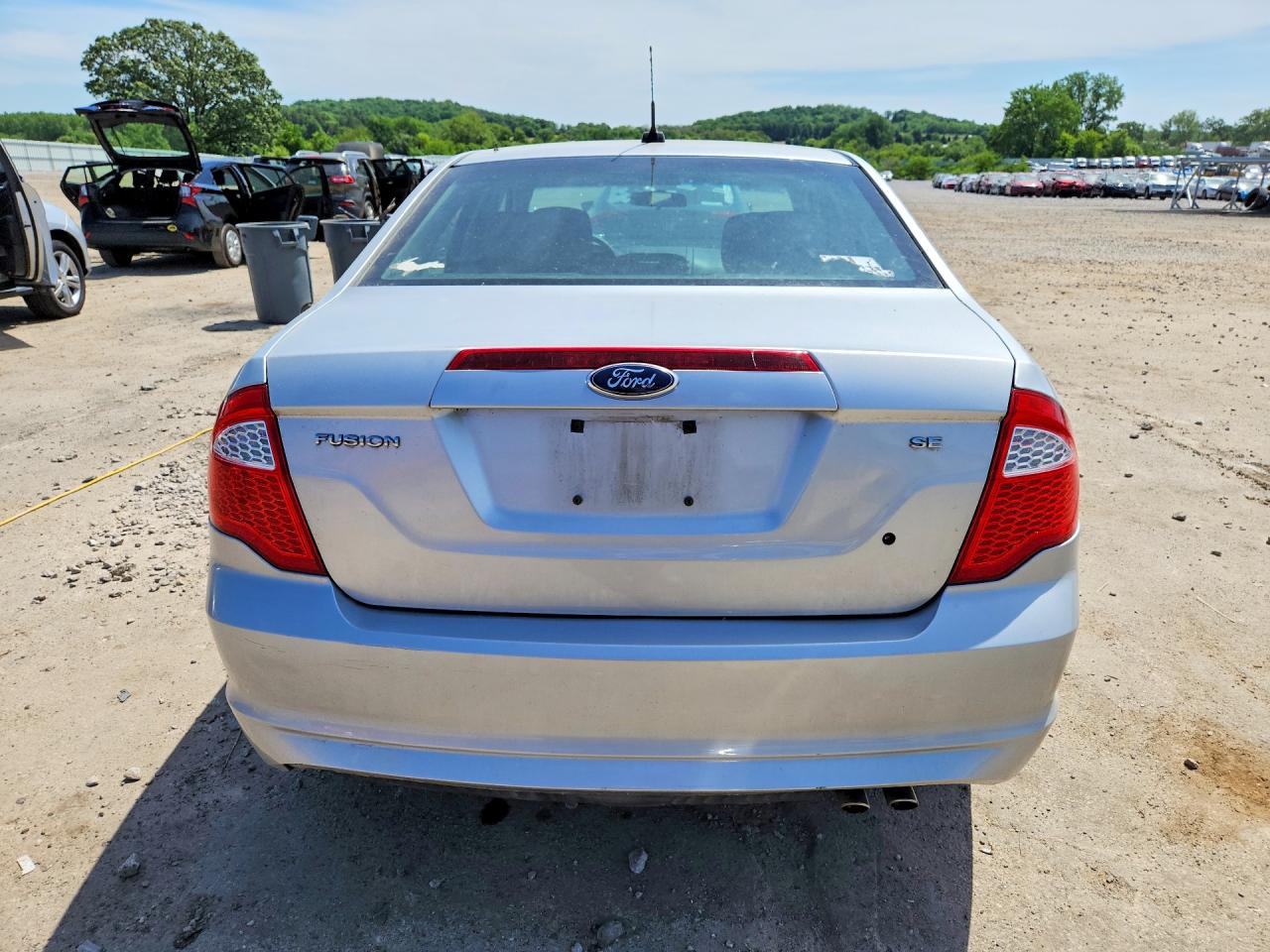 2011 Ford Fusion Se Серебряный vin: 3FAHP0HA2BR134433