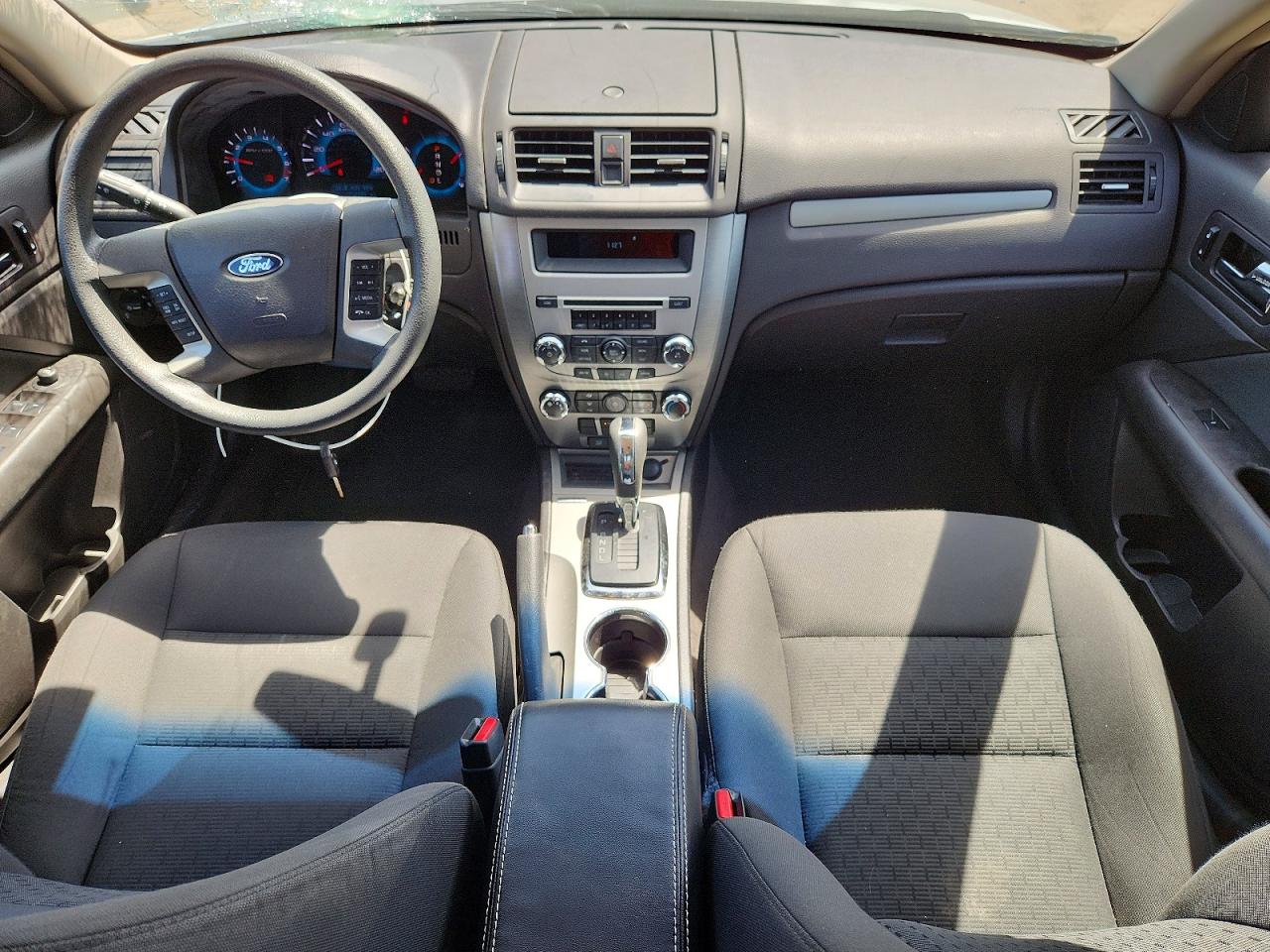 2011 Ford Fusion Se Серебряный vin: 3FAHP0HA2BR134433