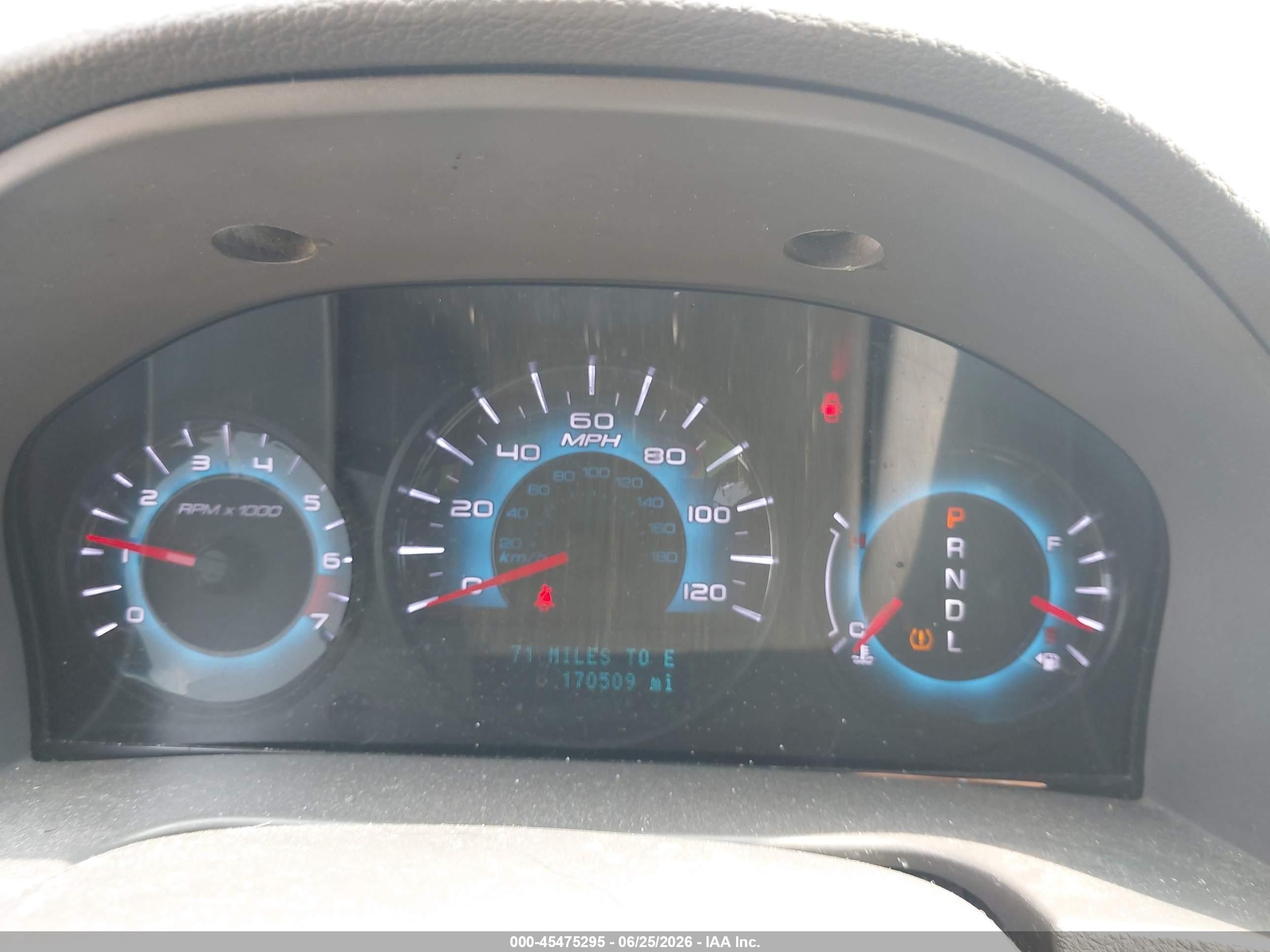 2011 Ford Fusion Se Red vin: 3FAHP0HA2BR170784