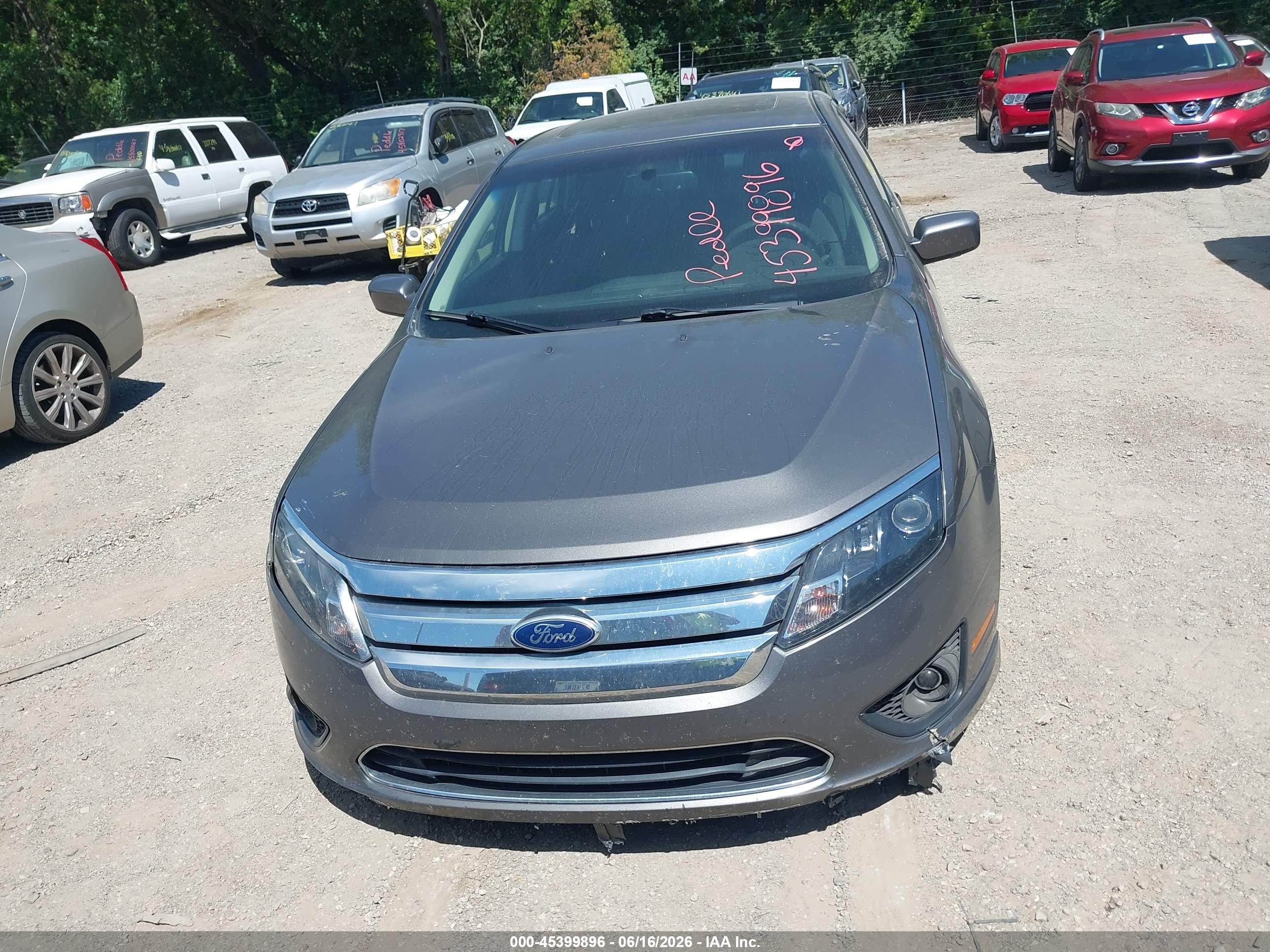 2011 Ford Fusion Se Gray vin: 3FAHP0HA2BR183583