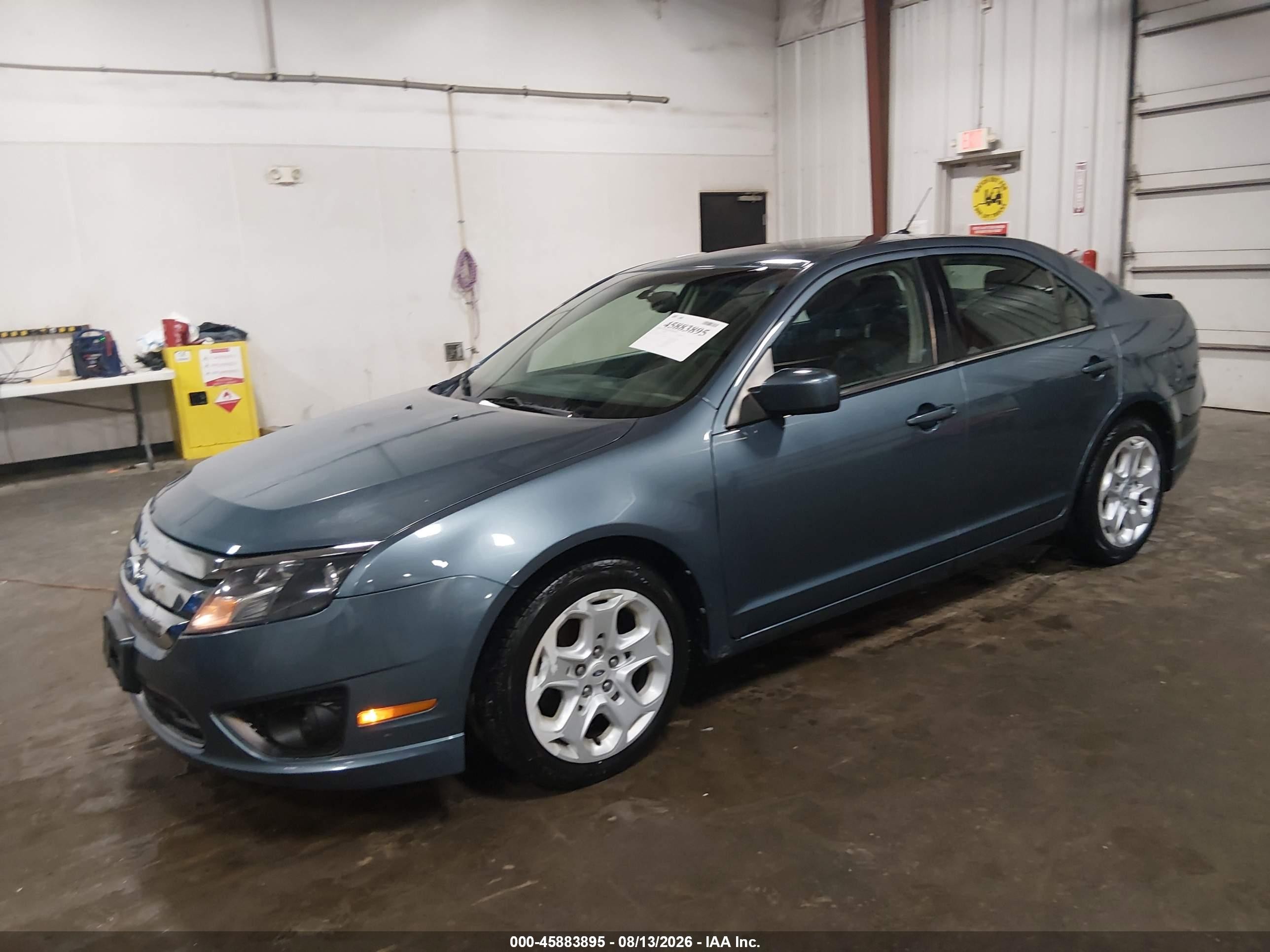 2011 Ford Fusion Se Light Blue vin: 3FAHP0HA2BR201192