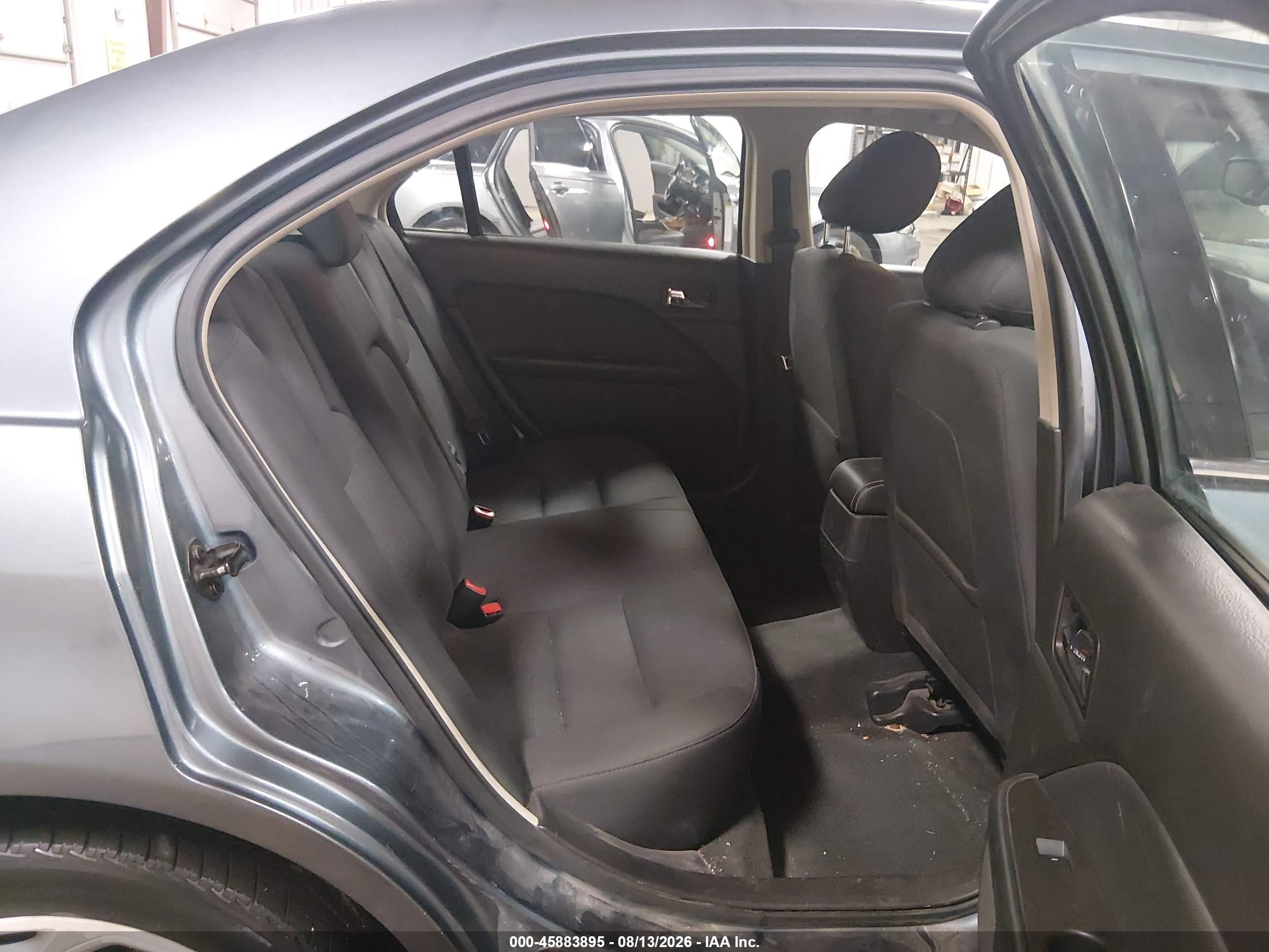 2011 Ford Fusion Se Light Blue vin: 3FAHP0HA2BR201192
