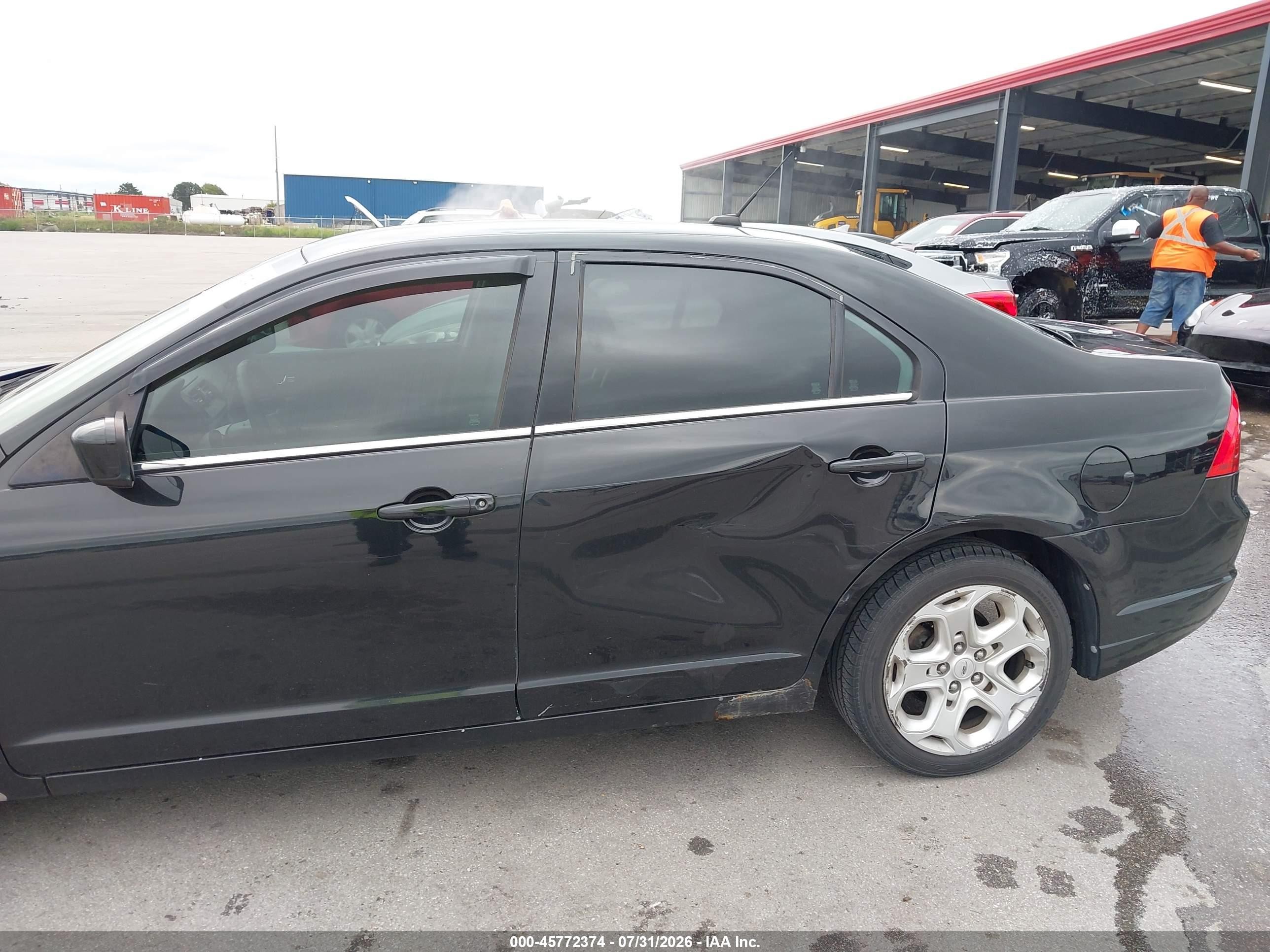 2011 Ford Fusion Se Black vin: 3FAHP0HA2BR234550