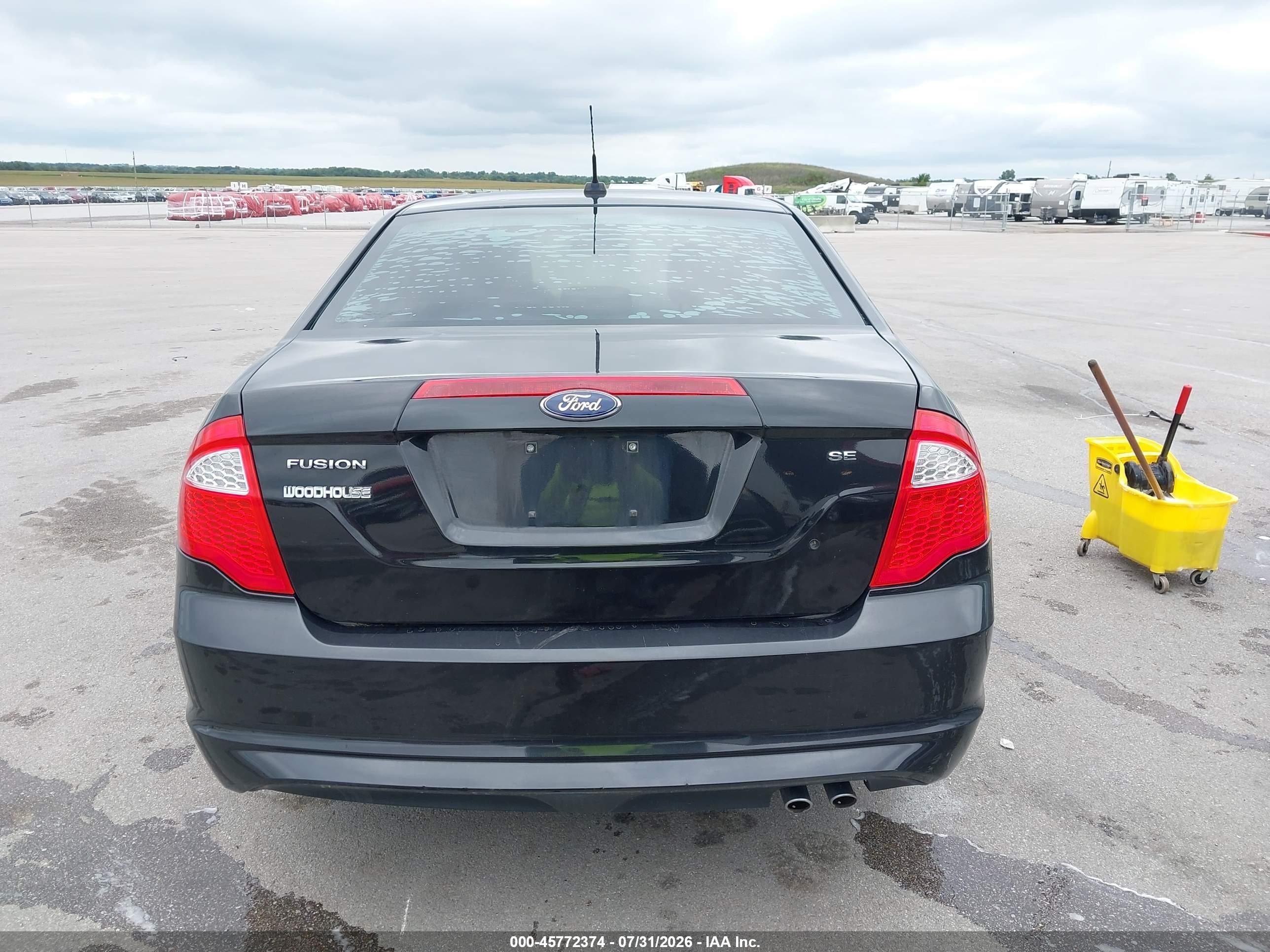 2011 Ford Fusion Se Black vin: 3FAHP0HA2BR234550