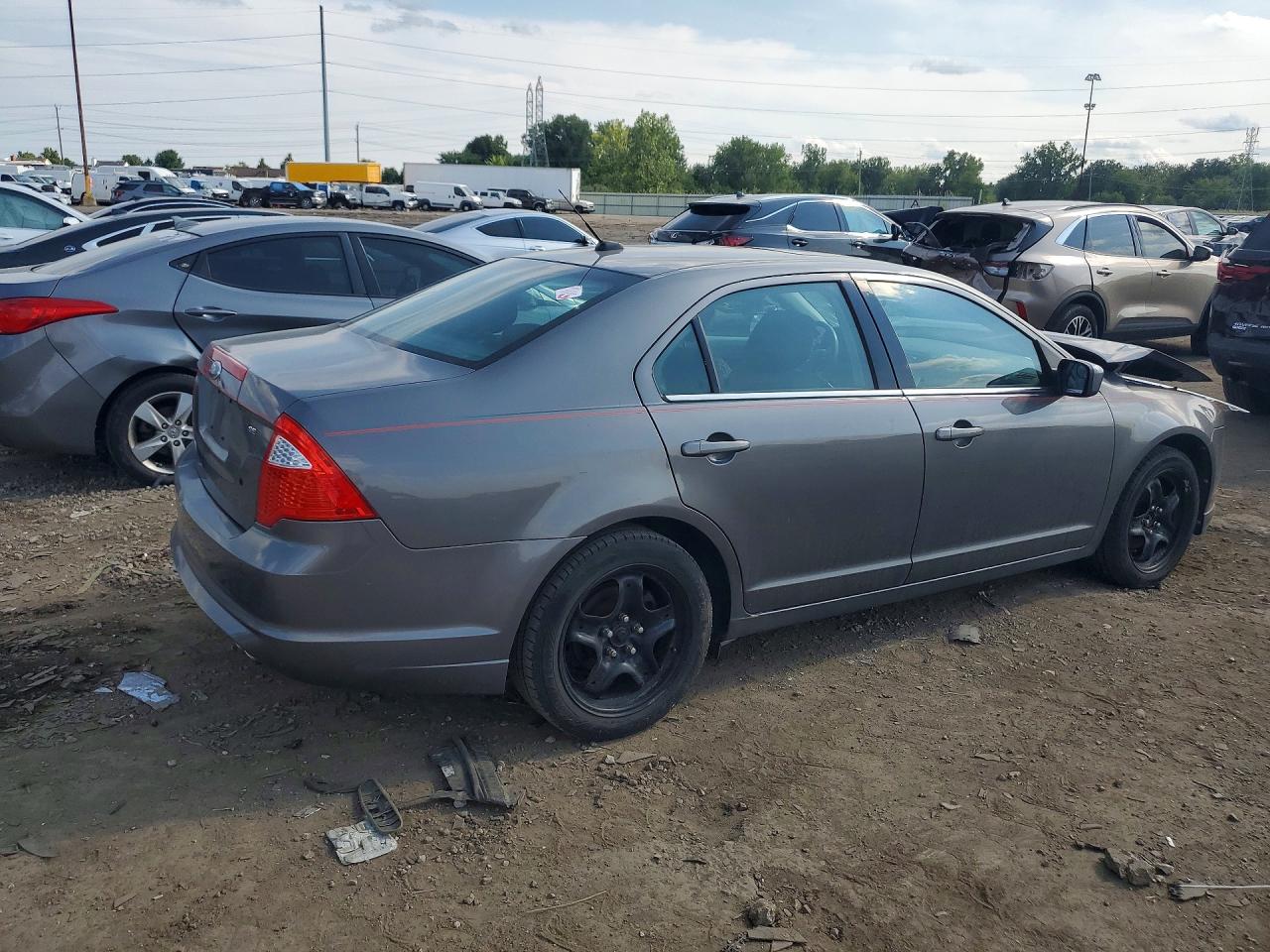 2011 Ford Fusion Se Gray vin: 3FAHP0HA2BR260405