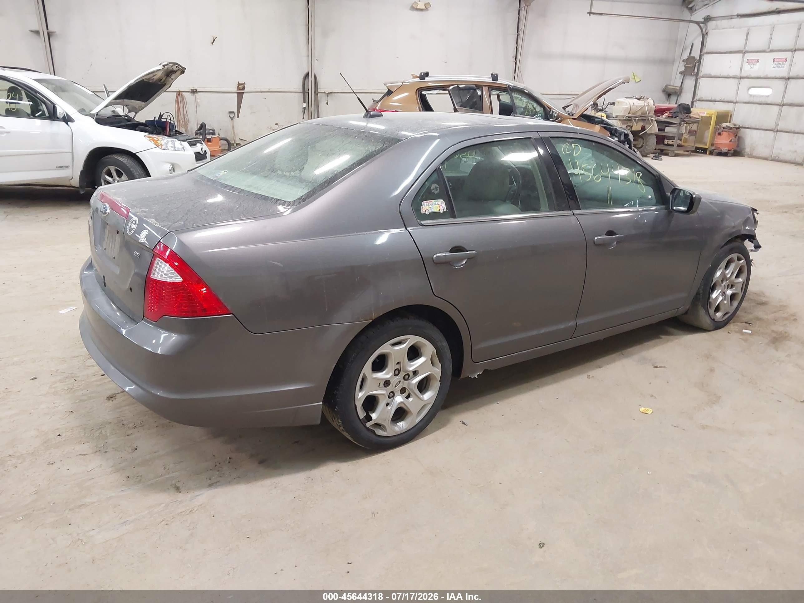 2011 Ford Fusion Se Gray vin: 3FAHP0HA2BR328041