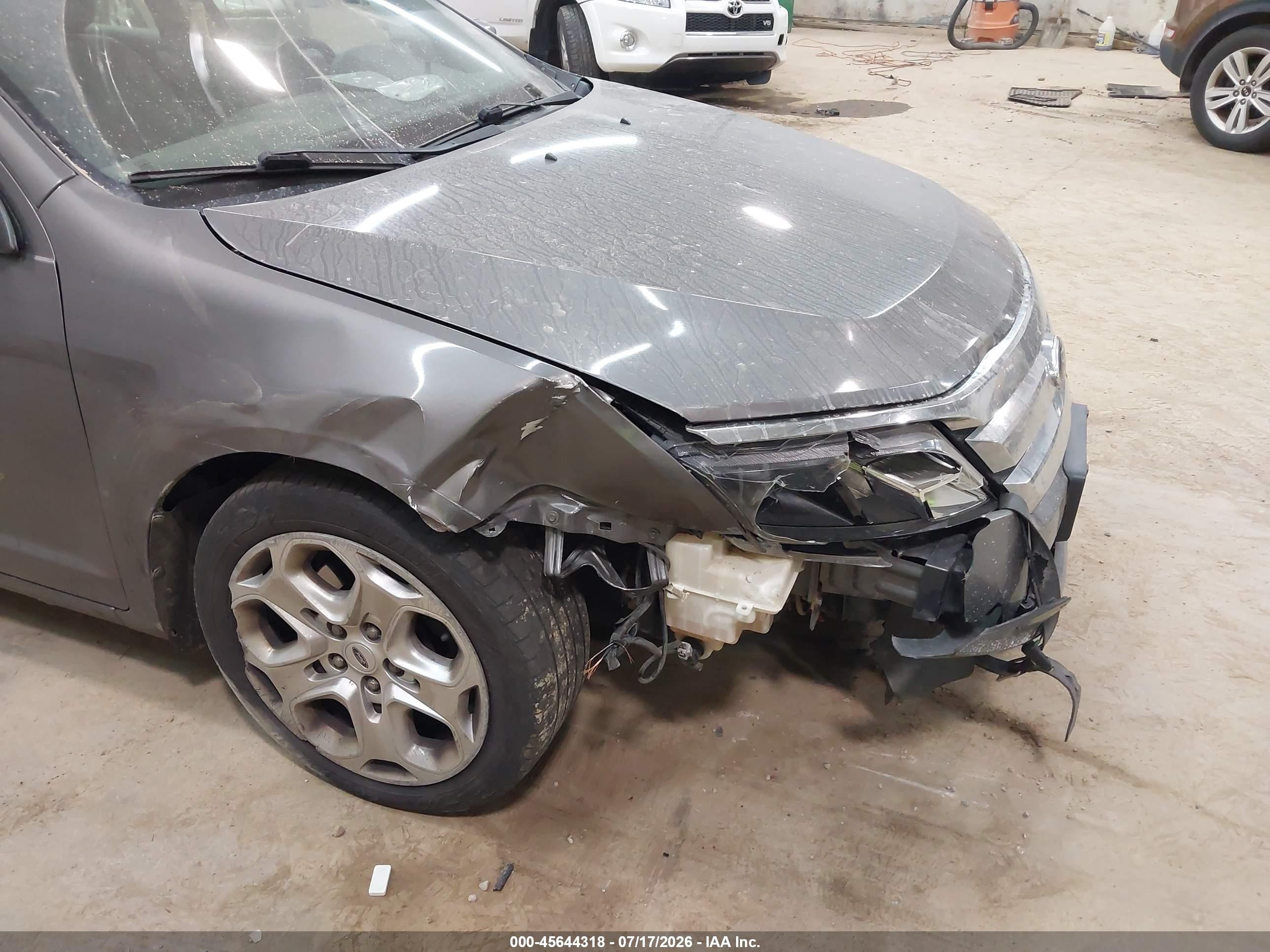 2011 Ford Fusion Se Gray vin: 3FAHP0HA2BR328041