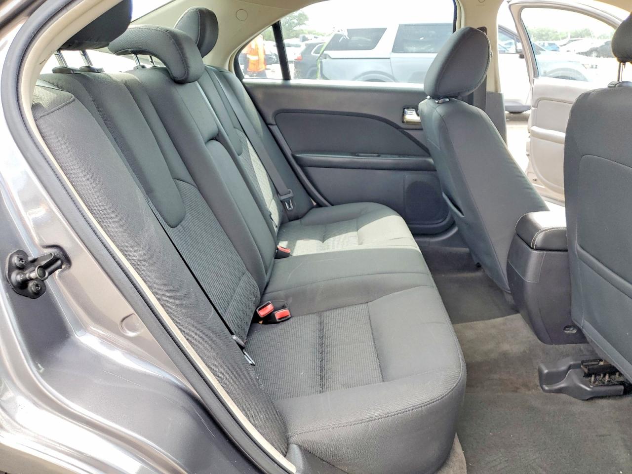 2011 Ford Fusion Se Gray vin: 3FAHP0HA2BR342425