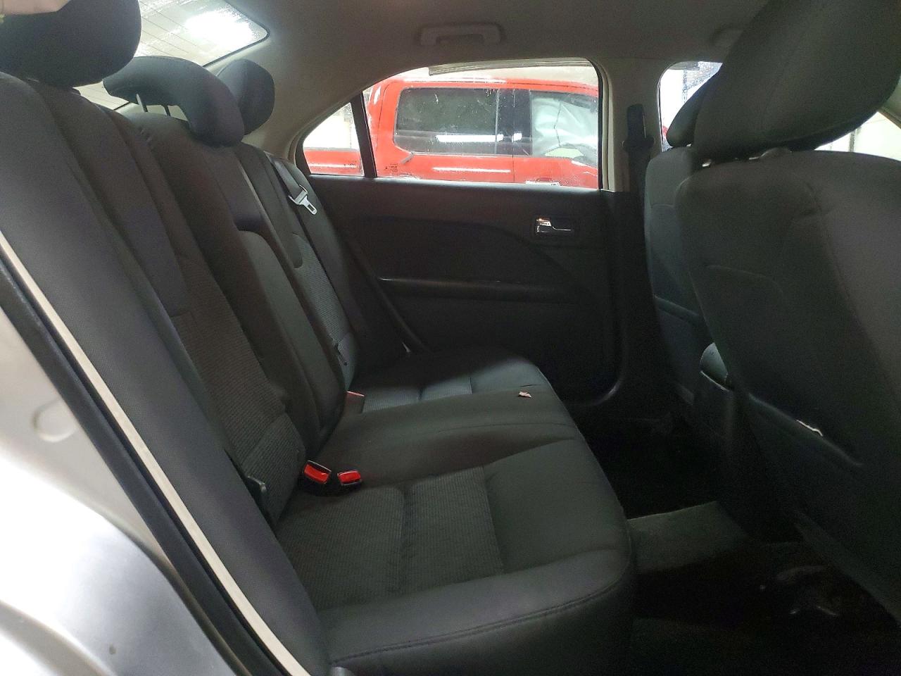 2012 Ford Fusion Se Silver vin: 3FAHP0HA2CR139925