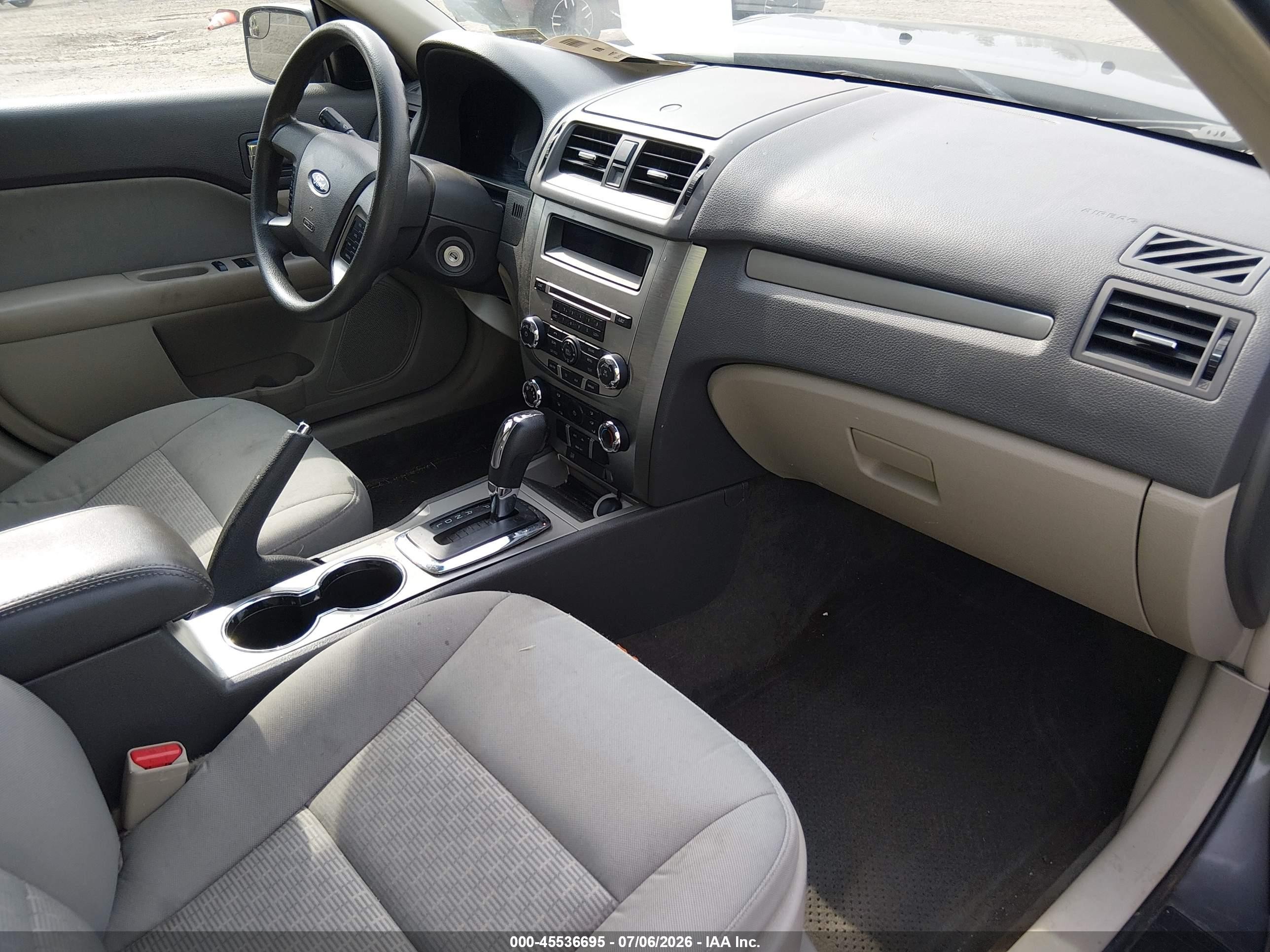 2012 Ford Fusion Se Серый vin: 3FAHP0HA2CR145577
