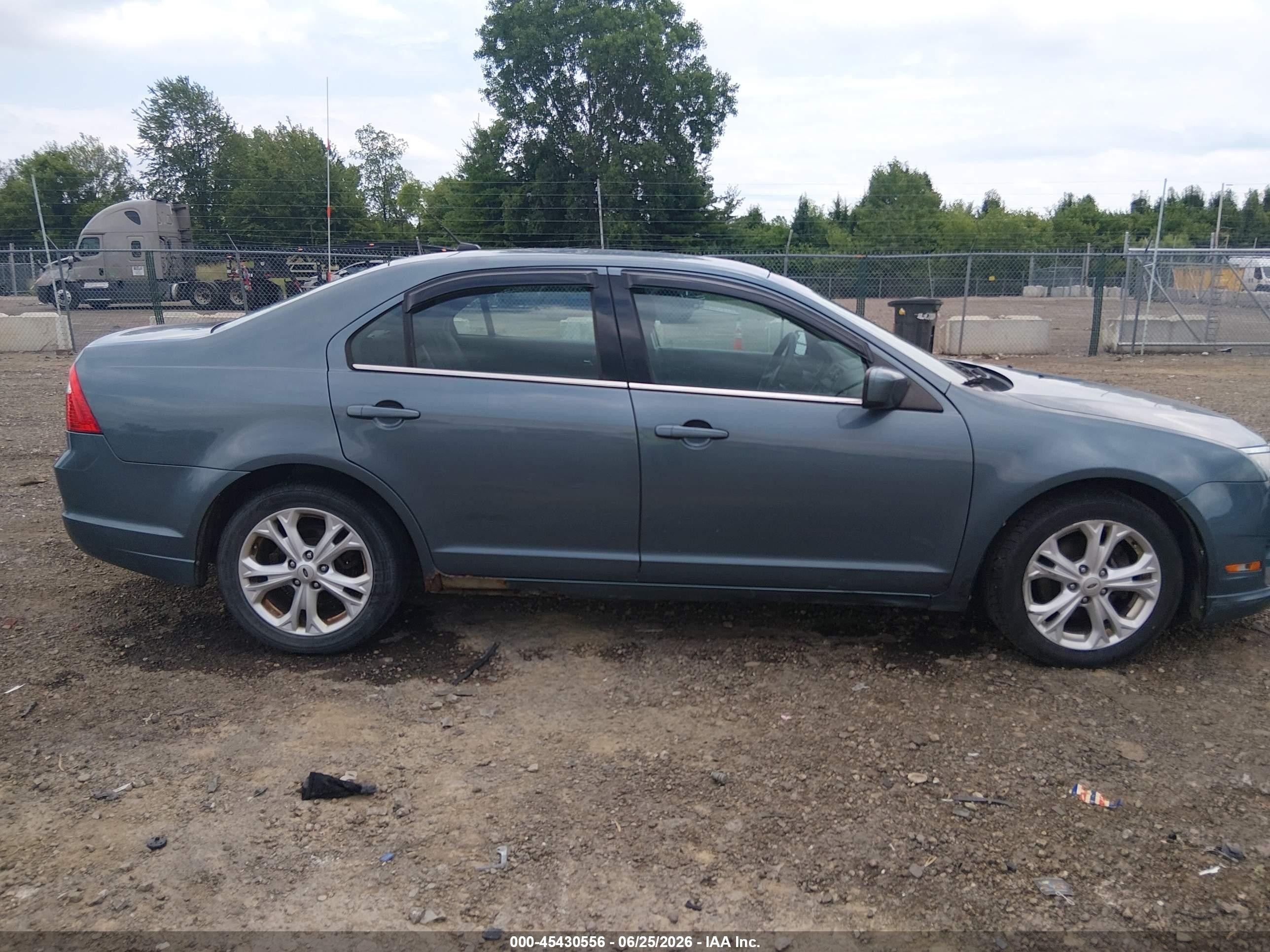 2012 Ford Fusion Se Blue vin: 3FAHP0HA2CR158507
