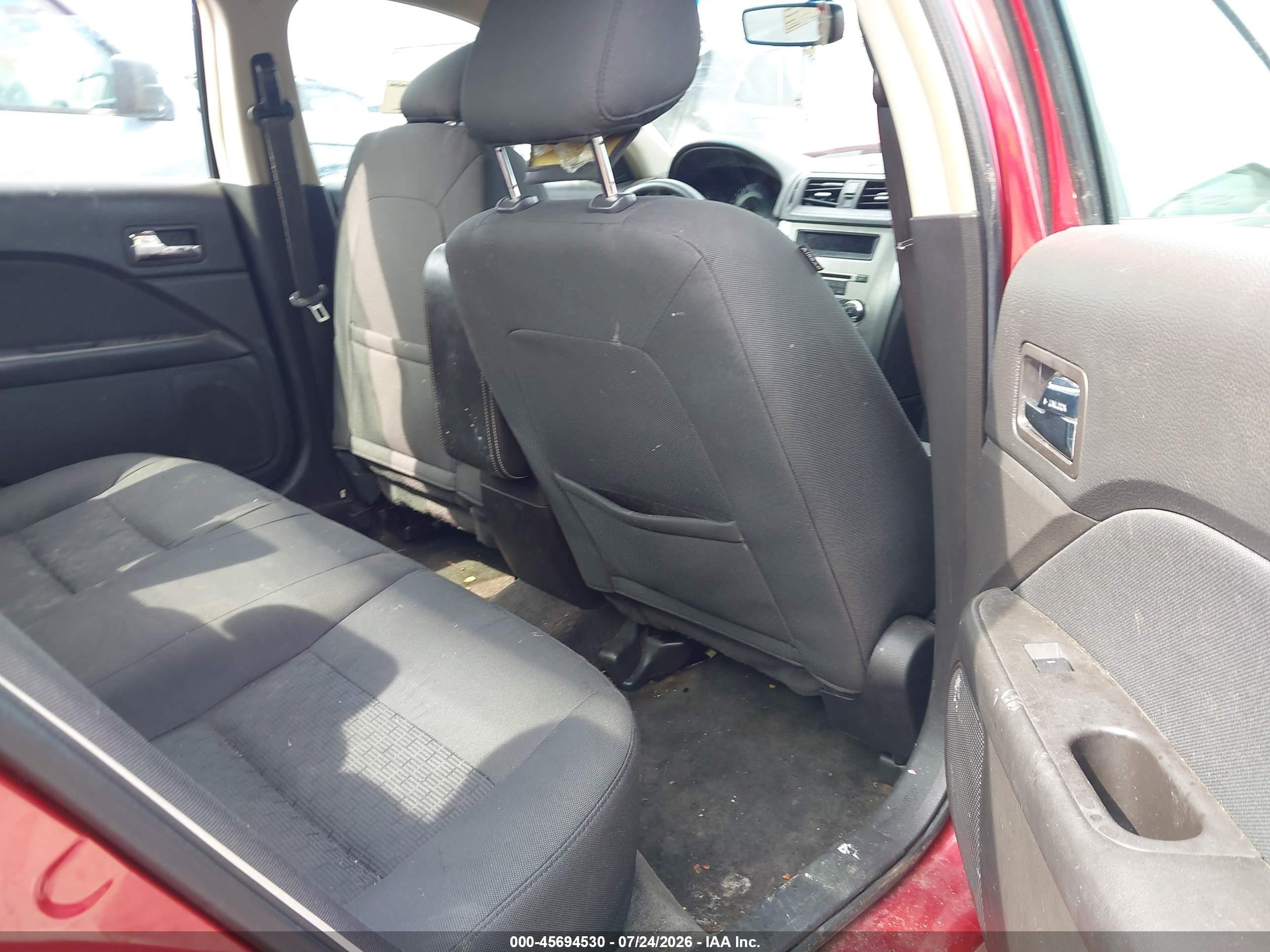 2012 Ford Fusion Se Red vin: 3FAHP0HA2CR174948