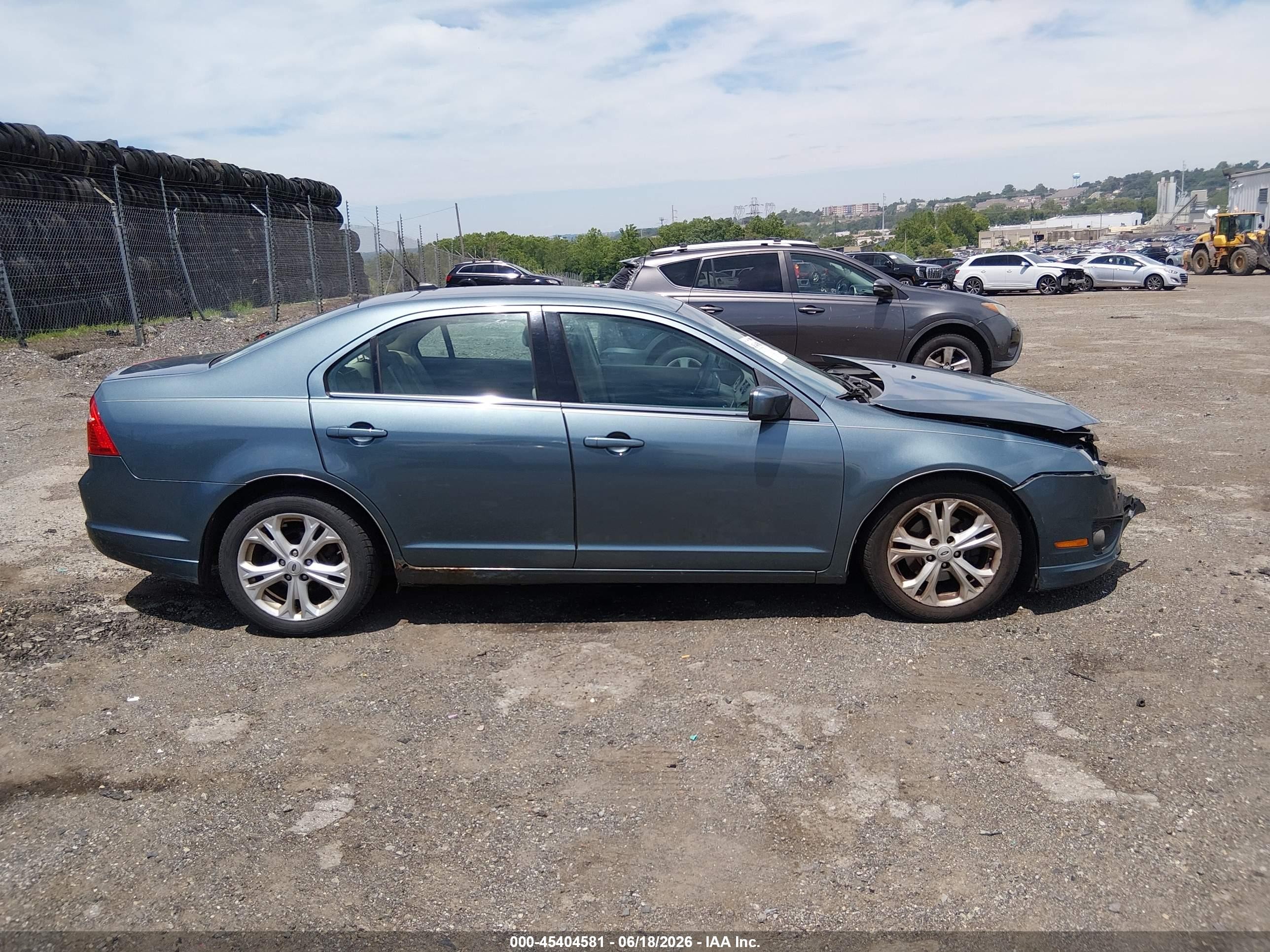 2012 Ford Fusion Se Light Blue vin: 3FAHP0HA2CR221640