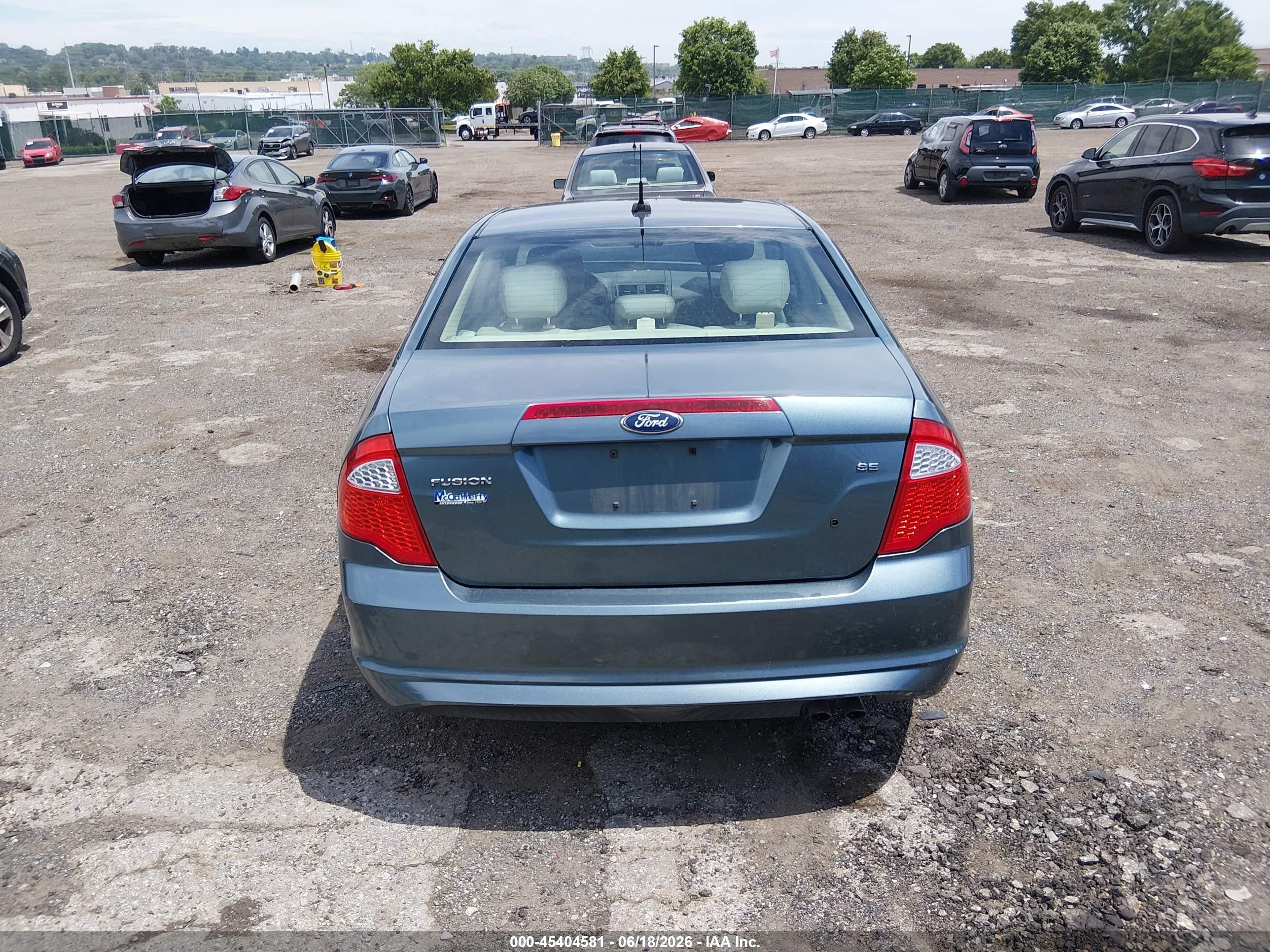 2012 Ford Fusion Se Light Blue vin: 3FAHP0HA2CR221640