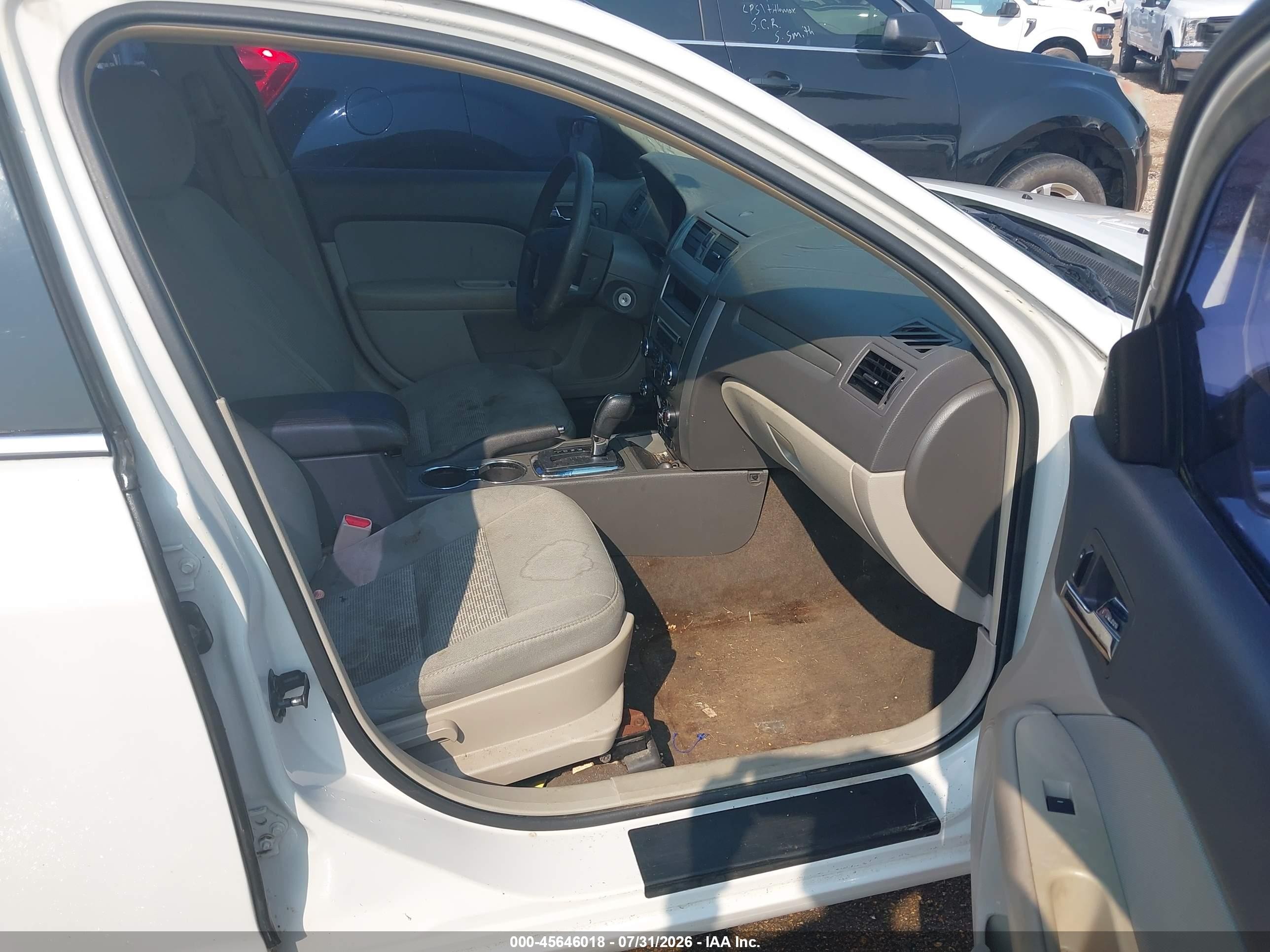 2012 Ford Fusion Se White vin: 3FAHP0HA2CR379752