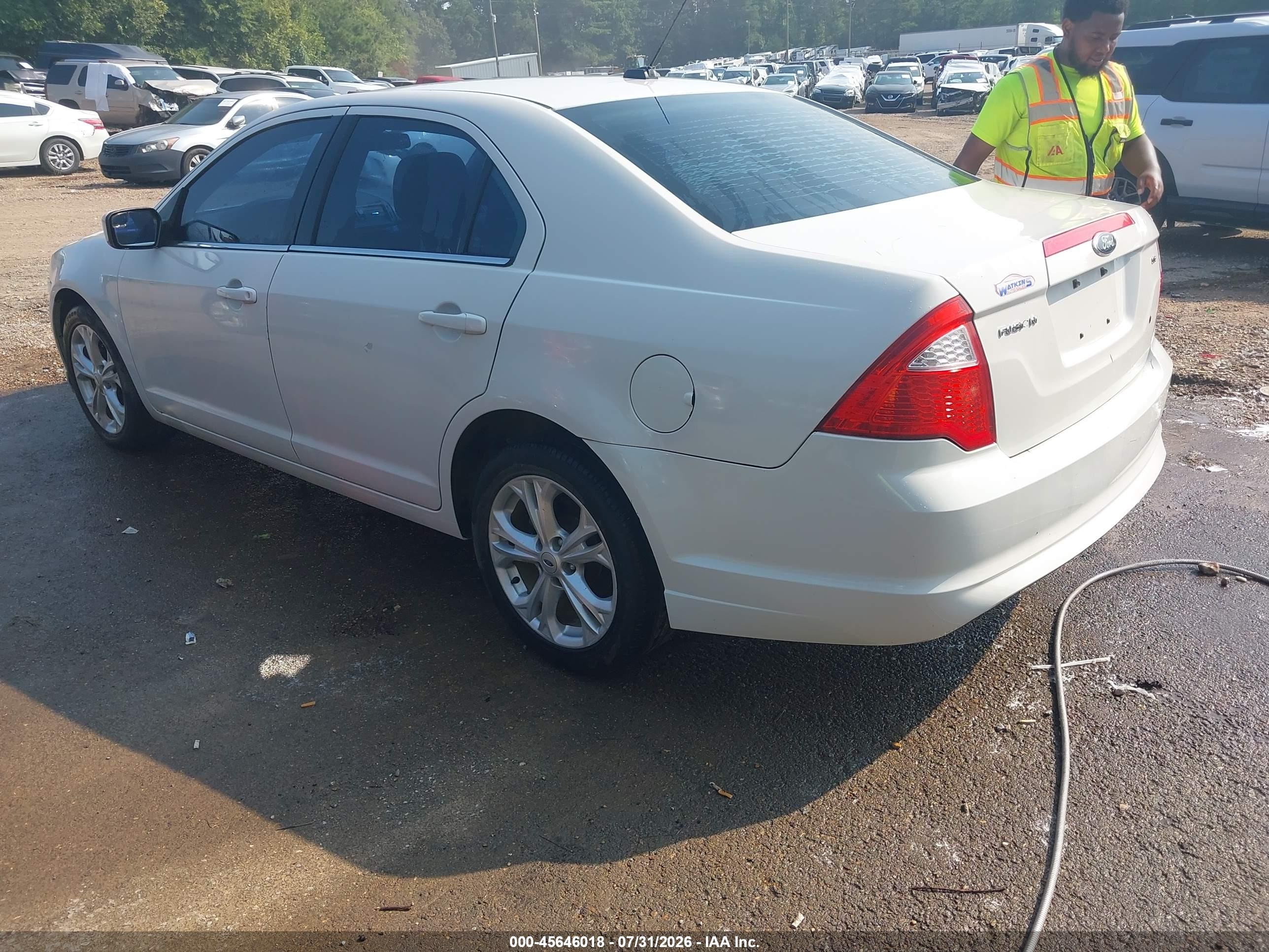 2012 Ford Fusion Se White vin: 3FAHP0HA2CR379752
