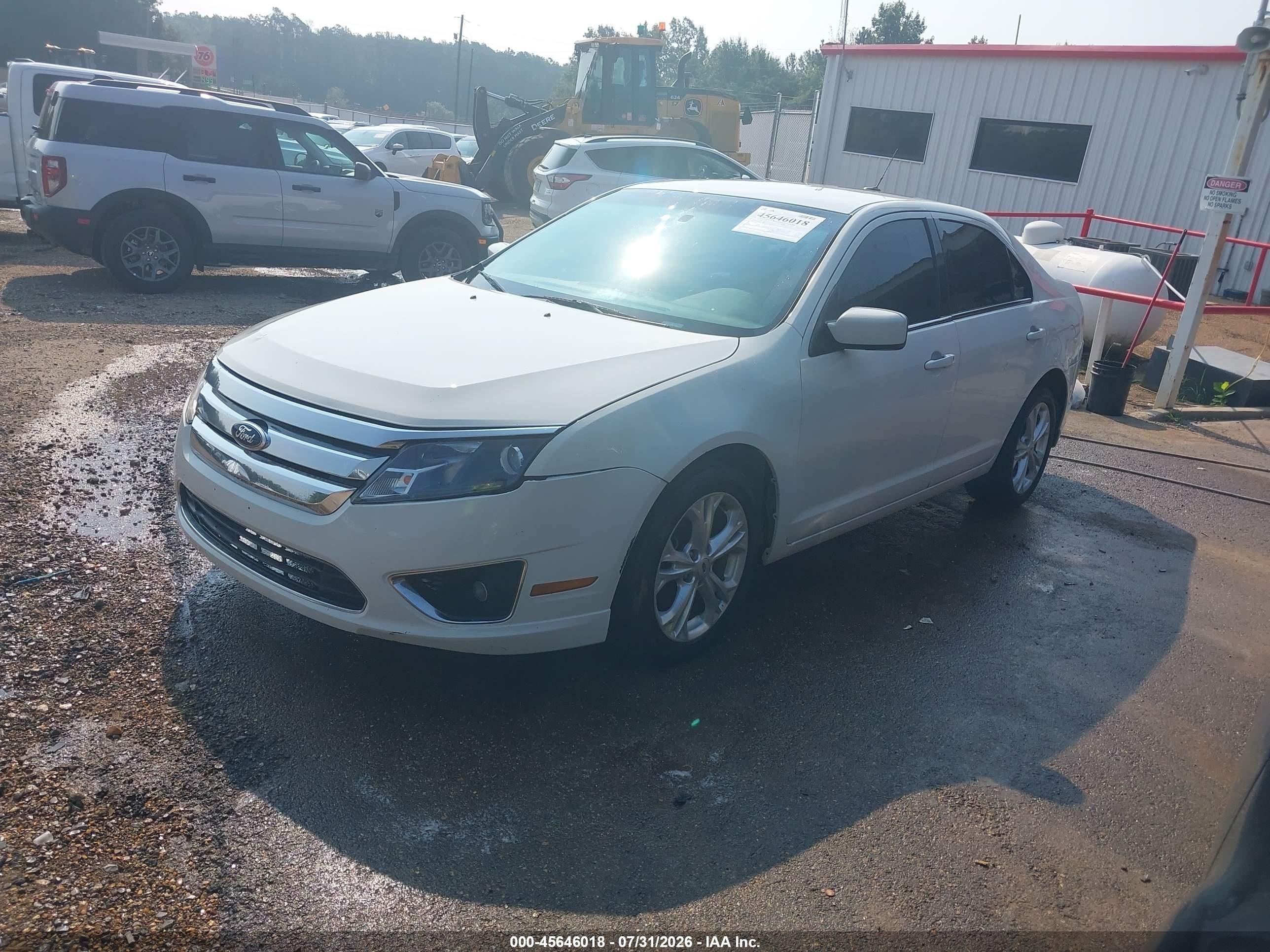 2012 Ford Fusion Se White vin: 3FAHP0HA2CR379752