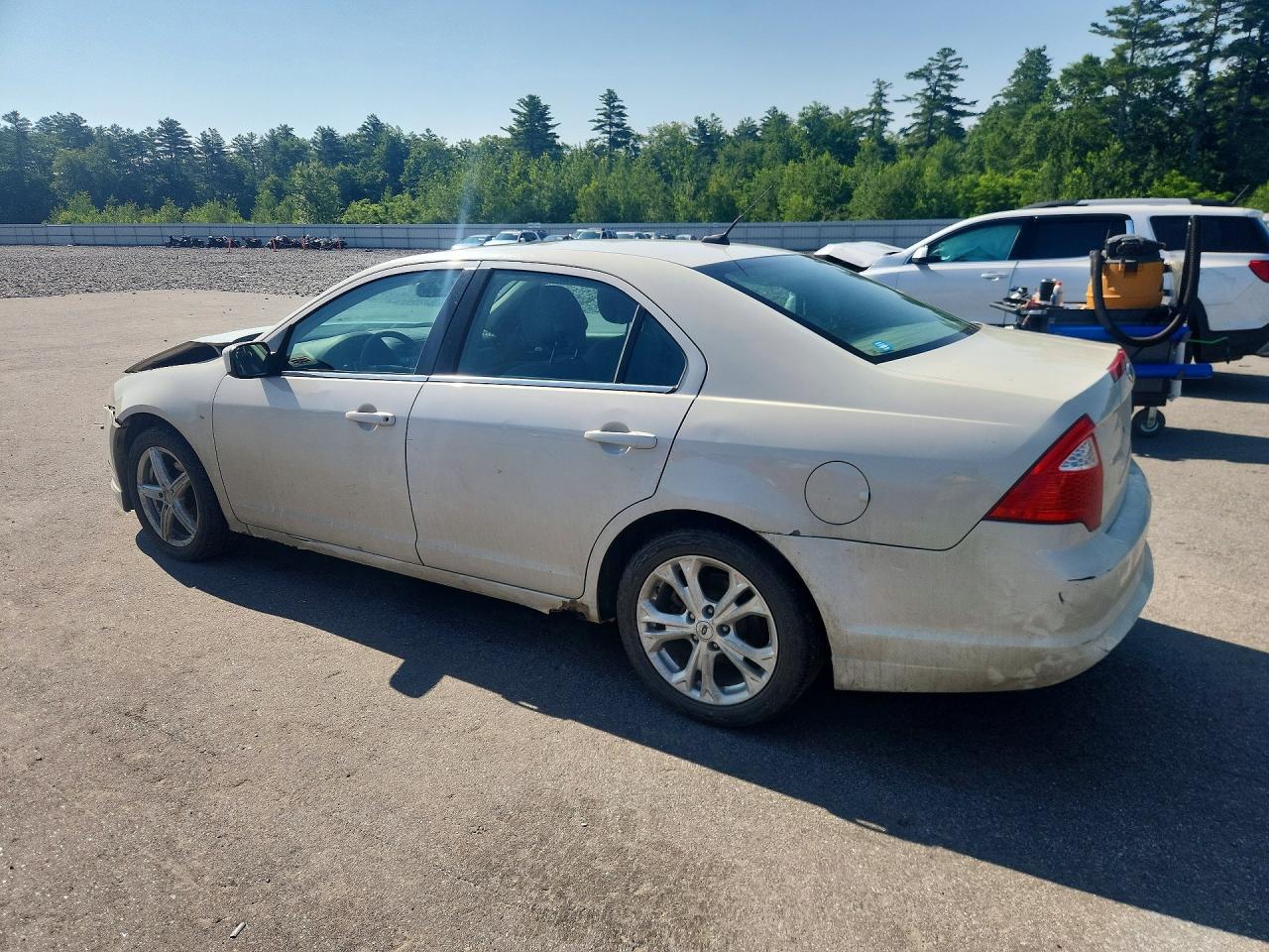 2012 Ford Fusion Se White vin: 3FAHP0HA2CR386104