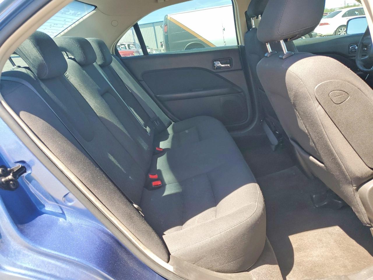 2010 Ford Fusion Se Blue vin: 3FAHP0HA3AR111399