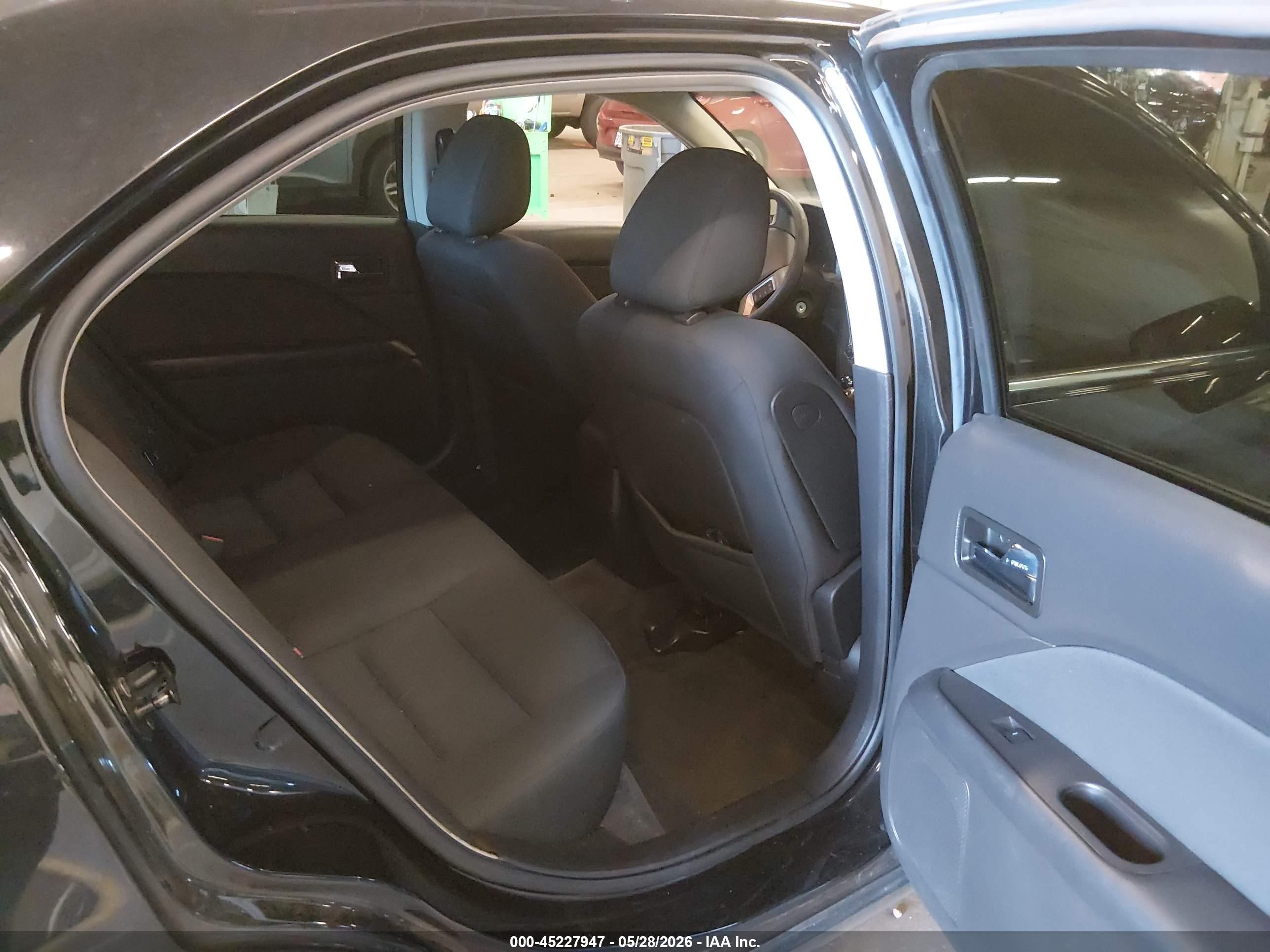 2010 Ford Fusion Se Black vin: 3FAHP0HA3AR124542