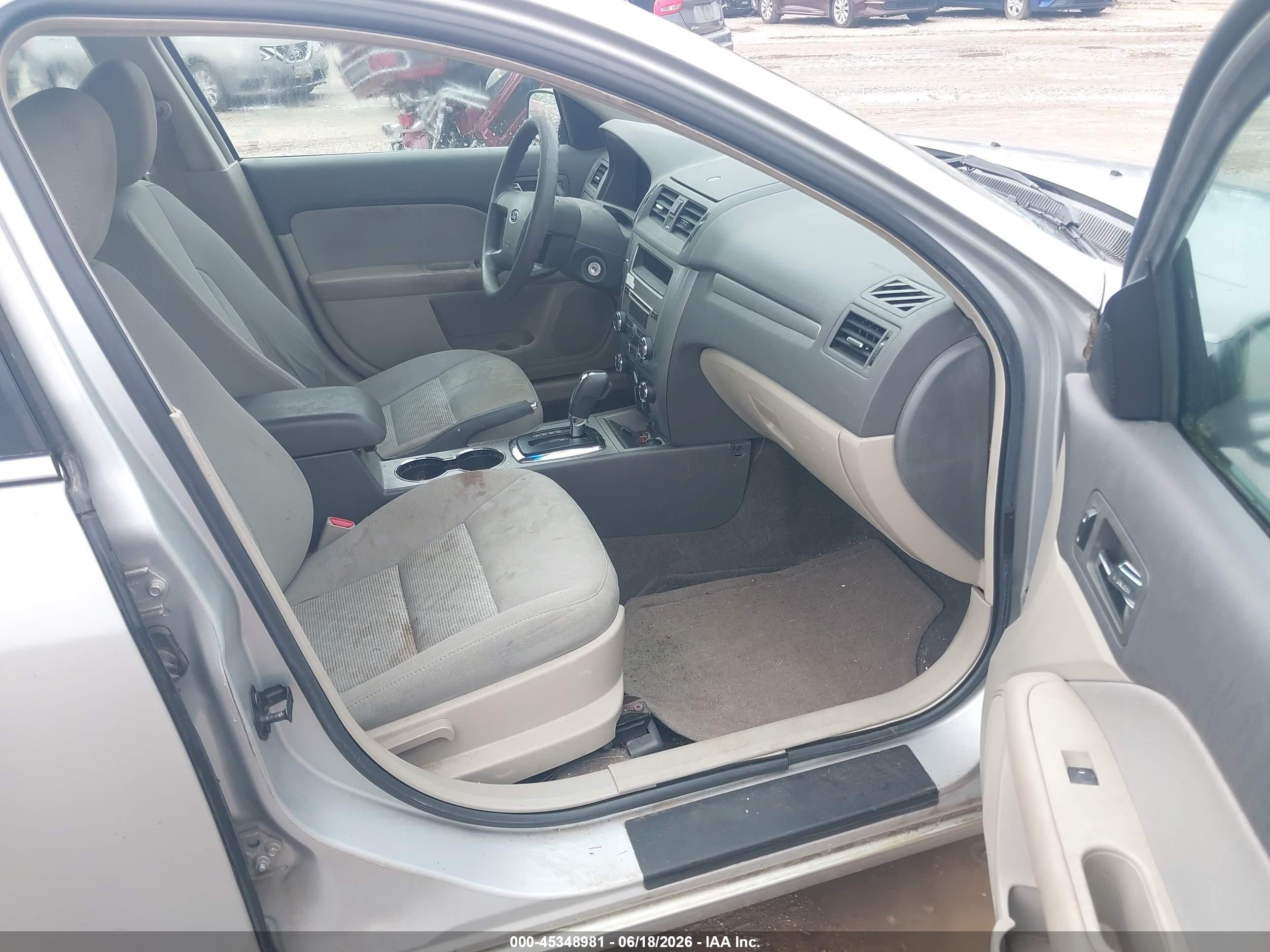 2010 Ford Fusion Se Gray vin: 3FAHP0HA3AR157220