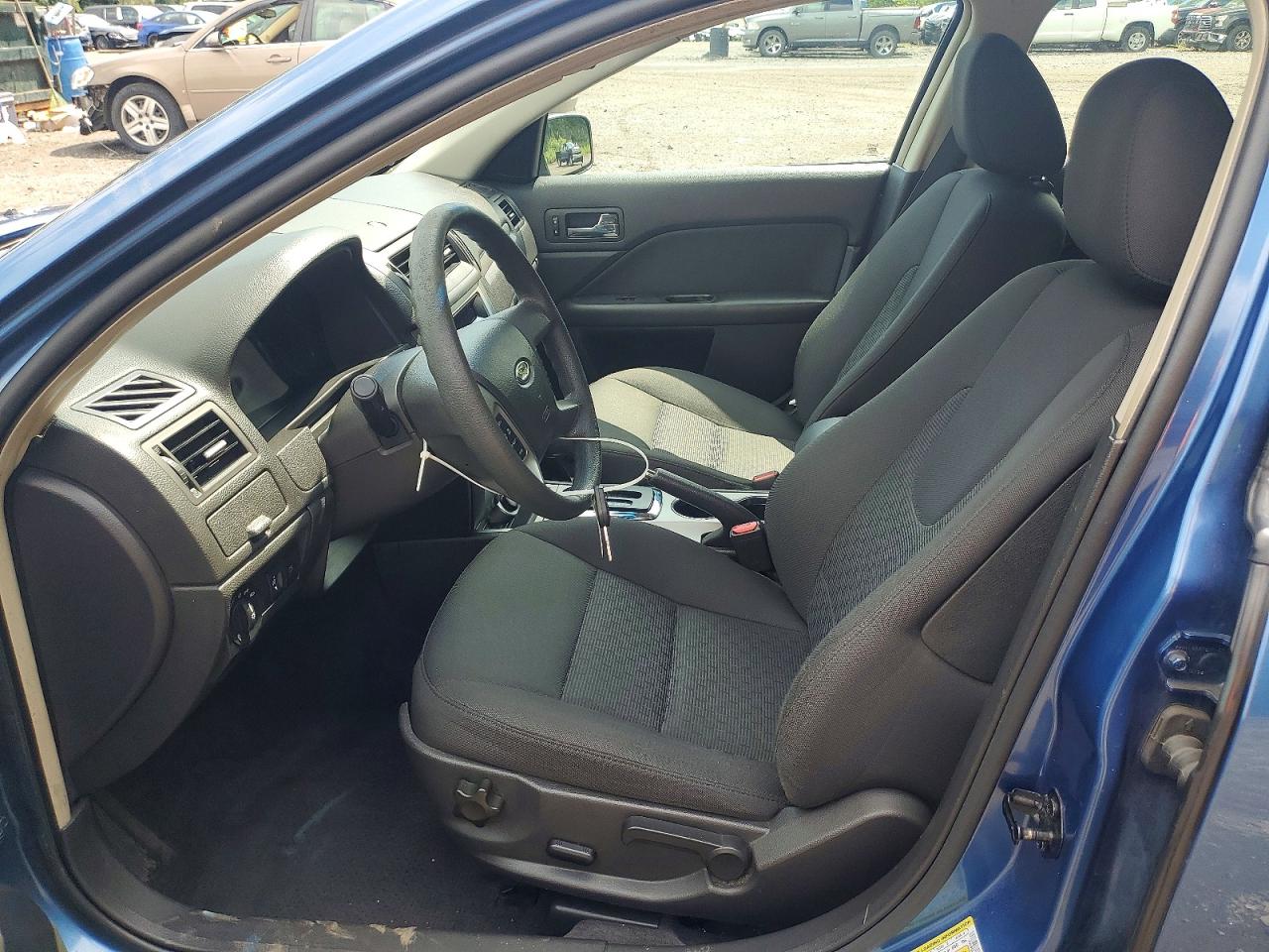 2010 Ford Fusion Se Blue vin: 3FAHP0HA3AR223829
