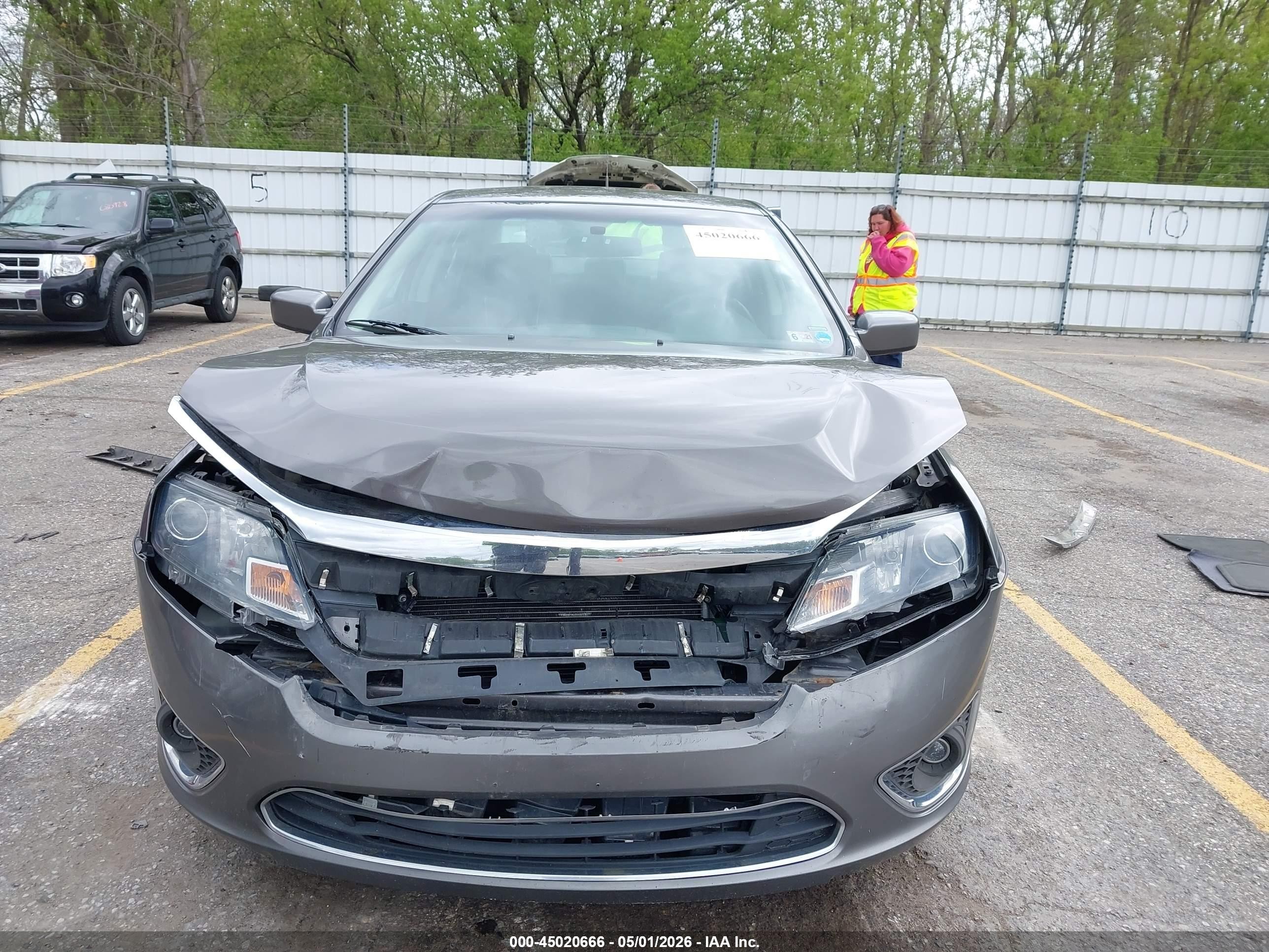 2010 Ford Fusion Se Gray vin: 3FAHP0HA3AR229811