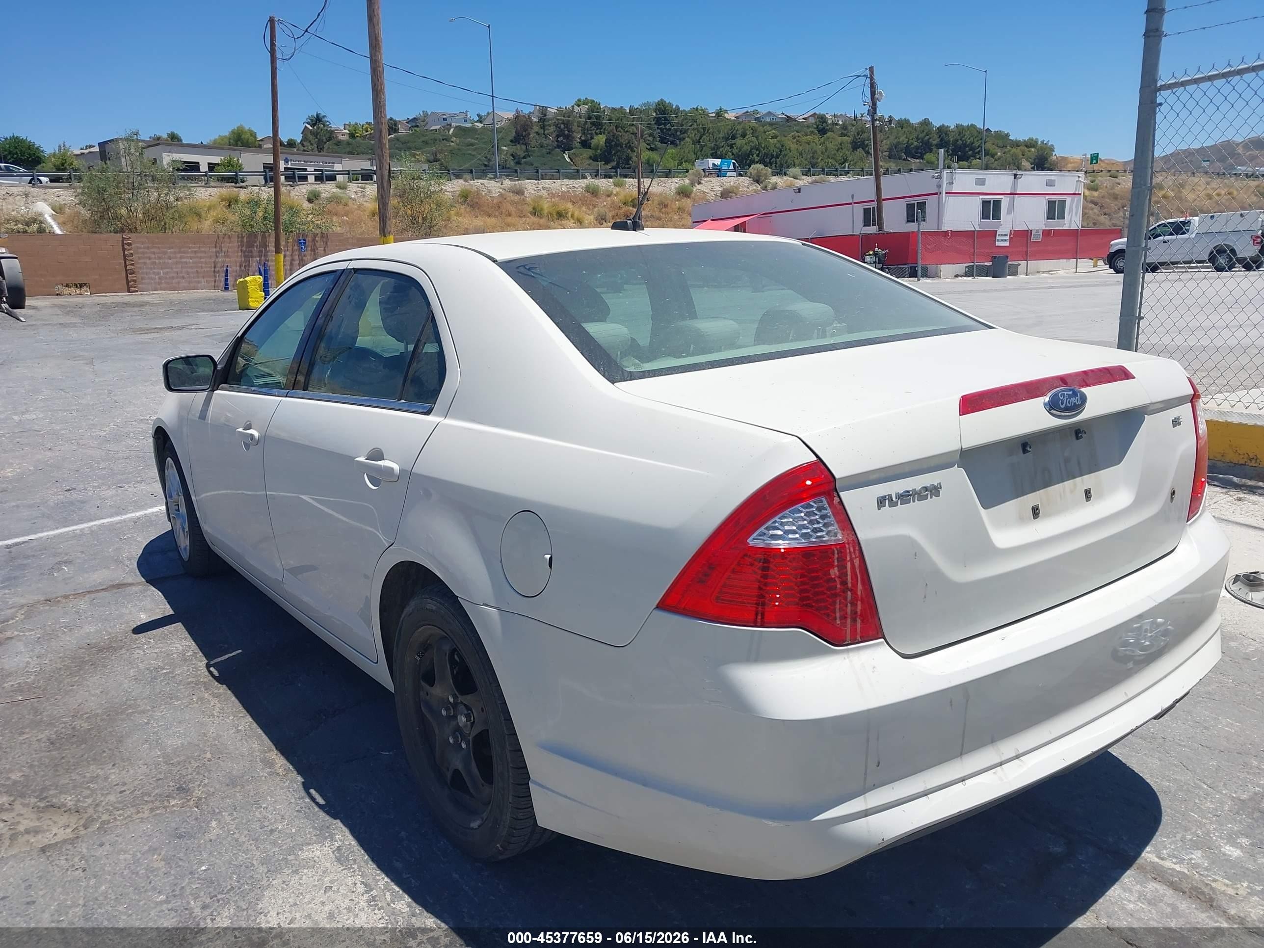 2010 Ford Fusion Se White vin: 3FAHP0HA3AR233728