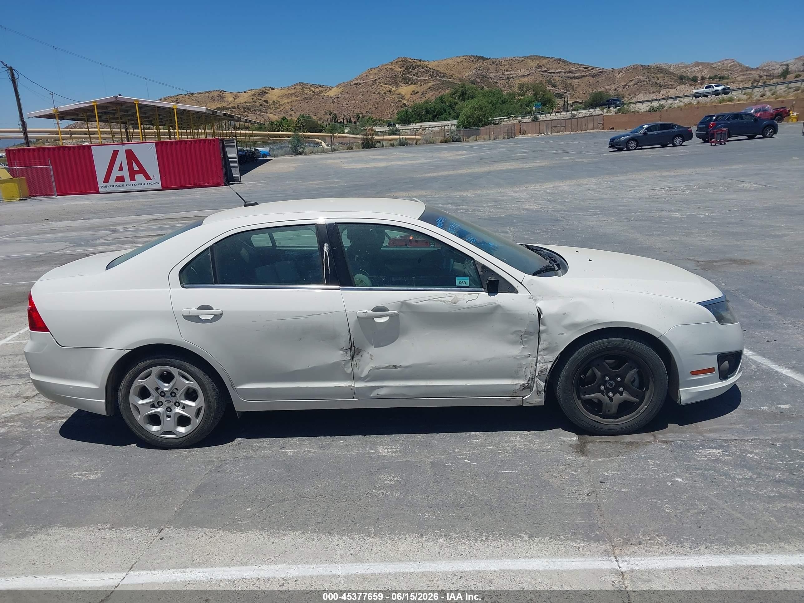 2010 Ford Fusion Se White vin: 3FAHP0HA3AR233728