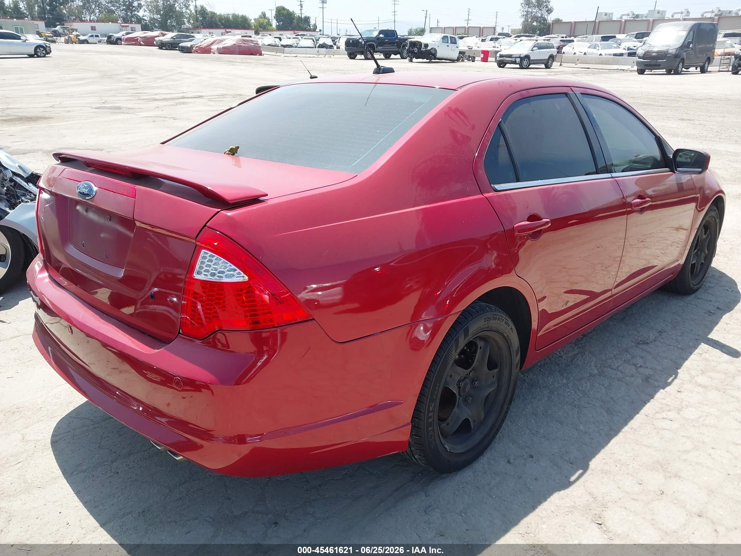 2010 Ford Fusion Se Красный vin: 3FAHP0HA3AR254918