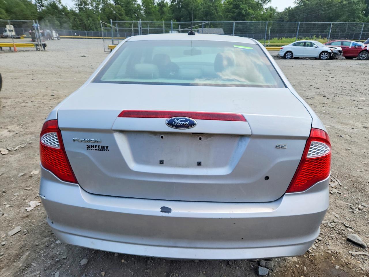 2010 Ford Fusion Se Серебряный vin: 3FAHP0HA3AR262663