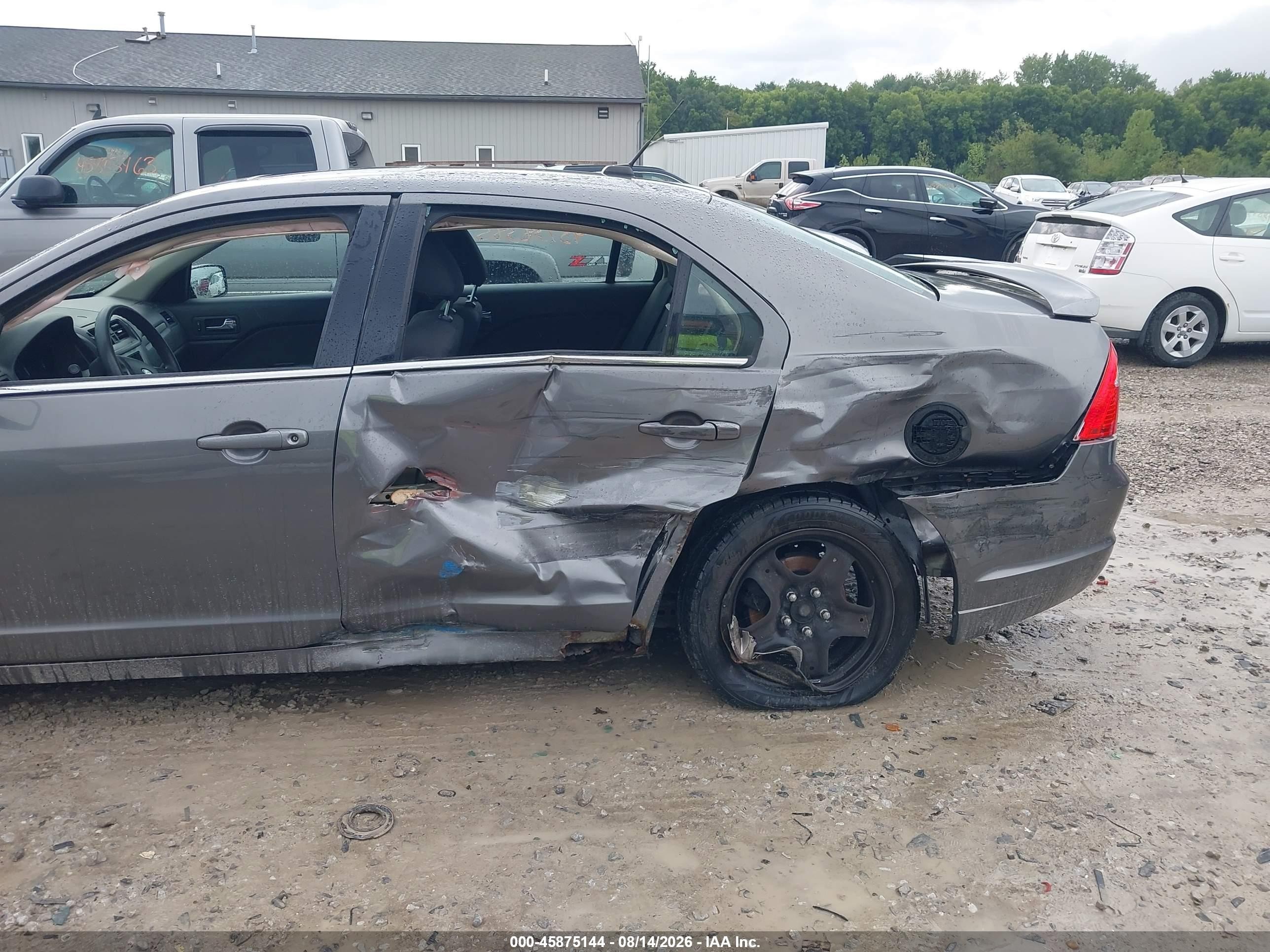 2010 Ford Fusion Se Серый vin: 3FAHP0HA3AR304006