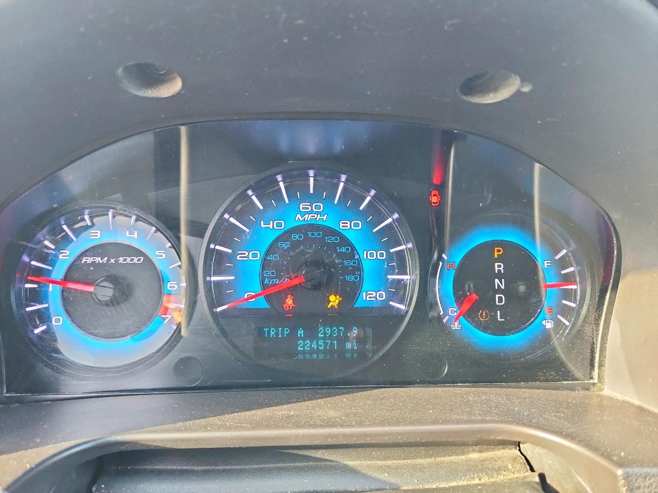 2010 Ford Fusion Se Silver vin: 3FAHP0HA3AR338740