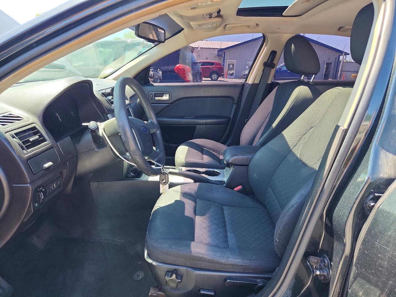 2010 Ford Fusion Se Черный vin: 3FAHP0HA3AR354680