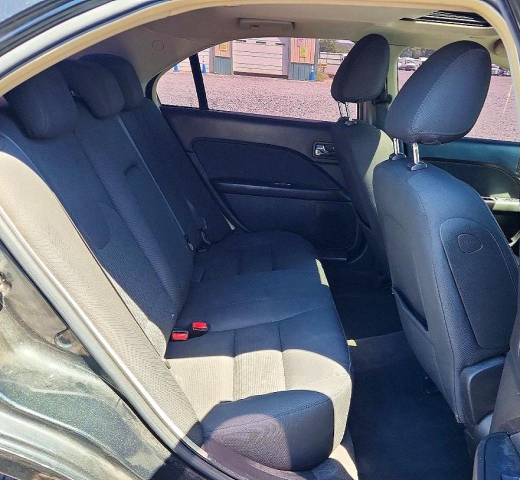 2010 Ford Fusion Se Черный vin: 3FAHP0HA3AR354680