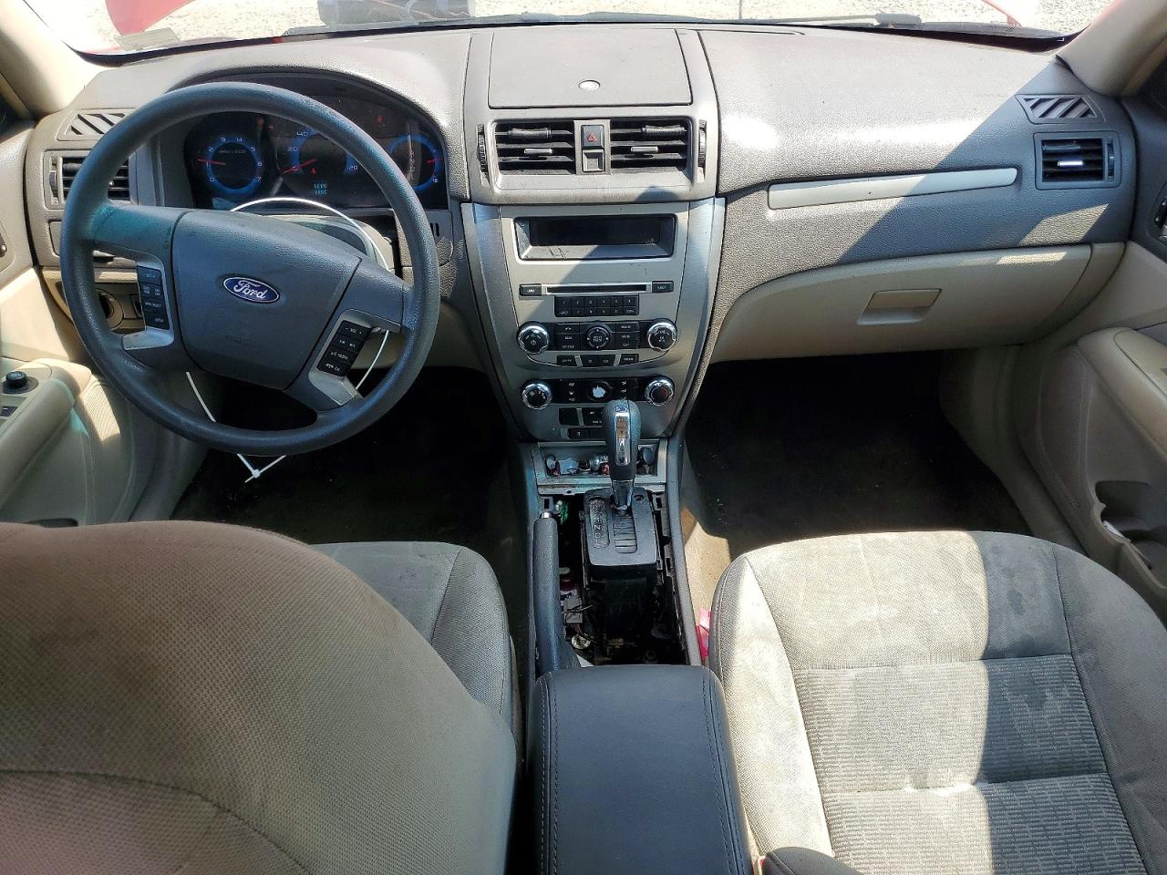 2010 Ford Fusion Se Red vin: 3FAHP0HA3AR392880
