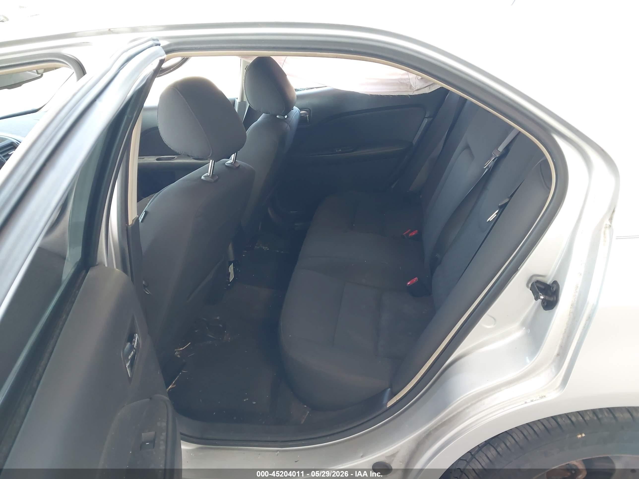 2011 Ford Fusion Se Silver vin: 3FAHP0HA3BR102204