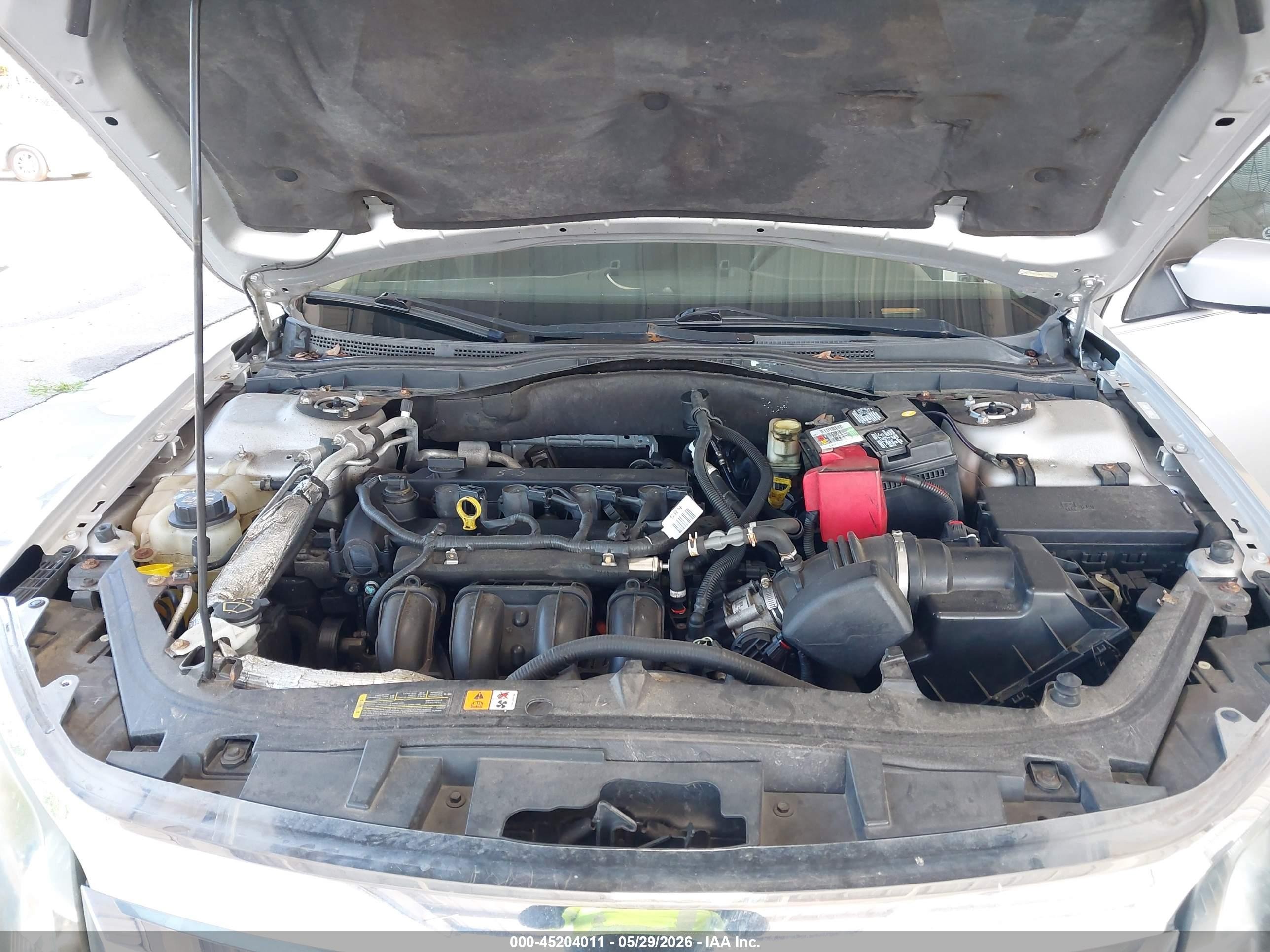 2011 Ford Fusion Se Silver vin: 3FAHP0HA3BR102204