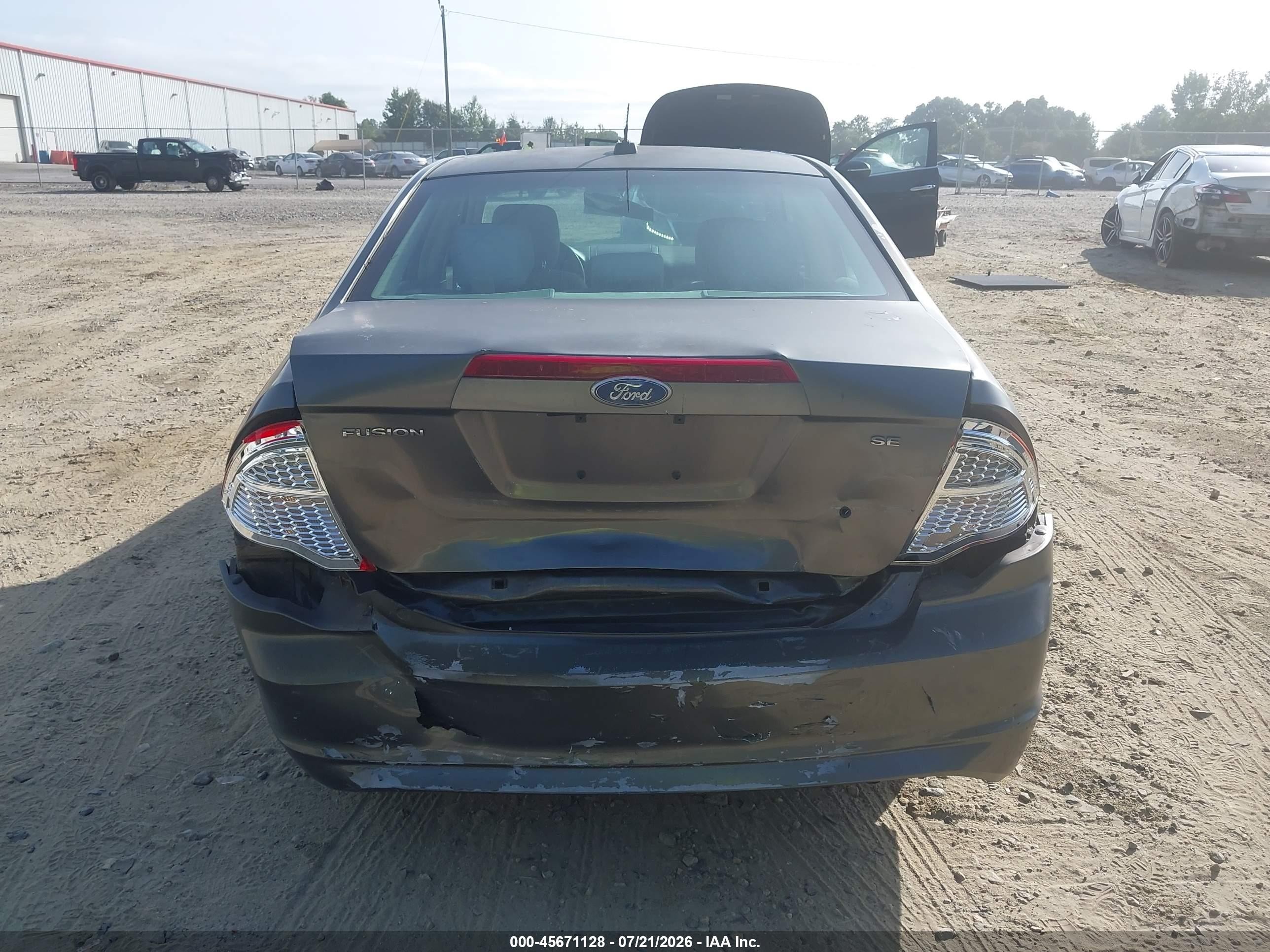 2011 Ford Fusion Se Серый vin: 3FAHP0HA3BR103708