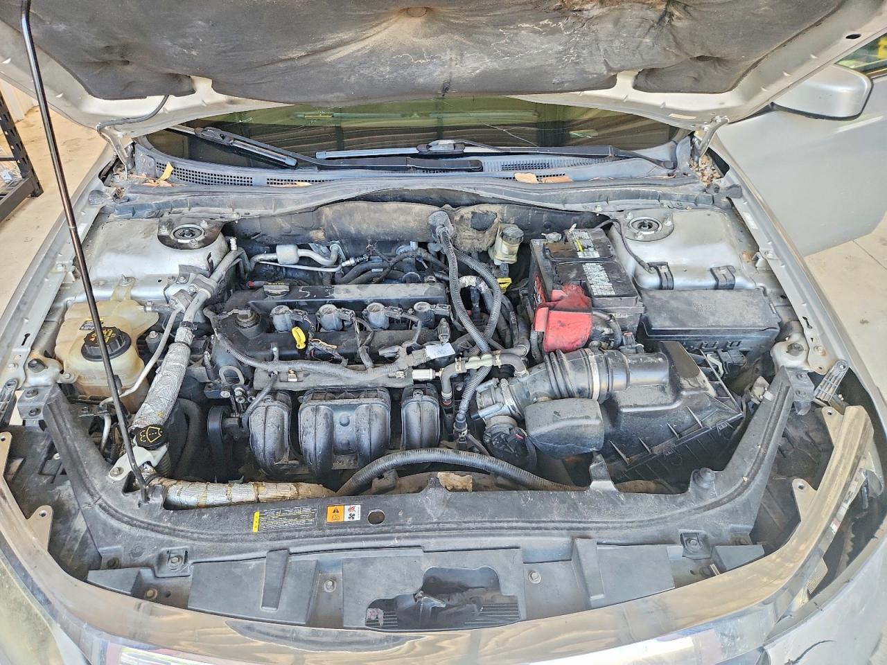 2011 Ford Fusion S Fwd Silver vin: 3FAHP0HA3BR110531