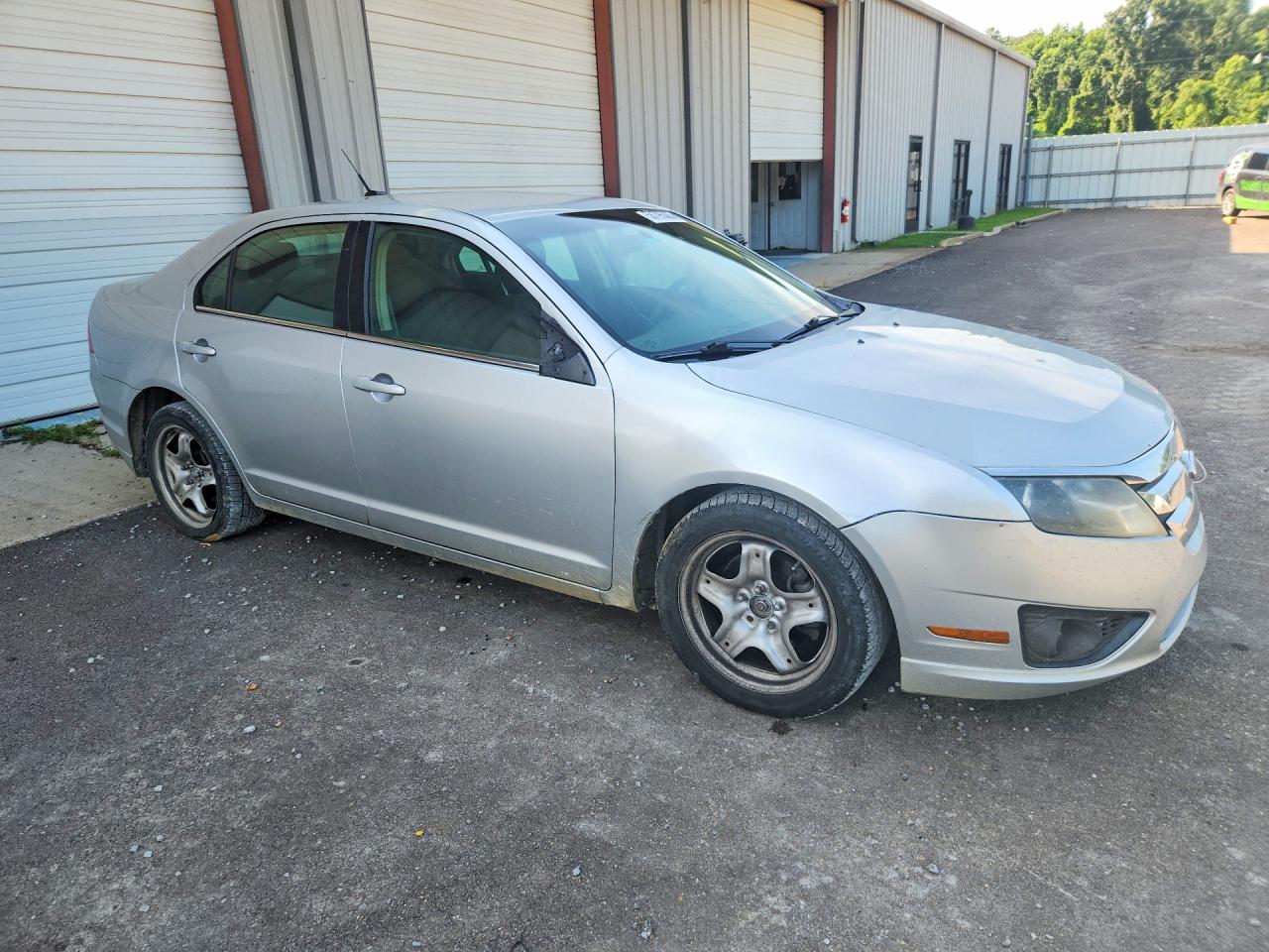 2011 Ford Fusion S Fwd Silver vin: 3FAHP0HA3BR110531