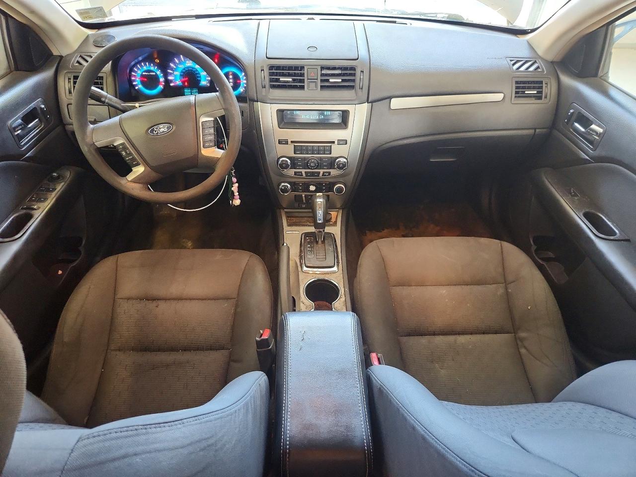 2011 Ford Fusion S Fwd Silver vin: 3FAHP0HA3BR110531