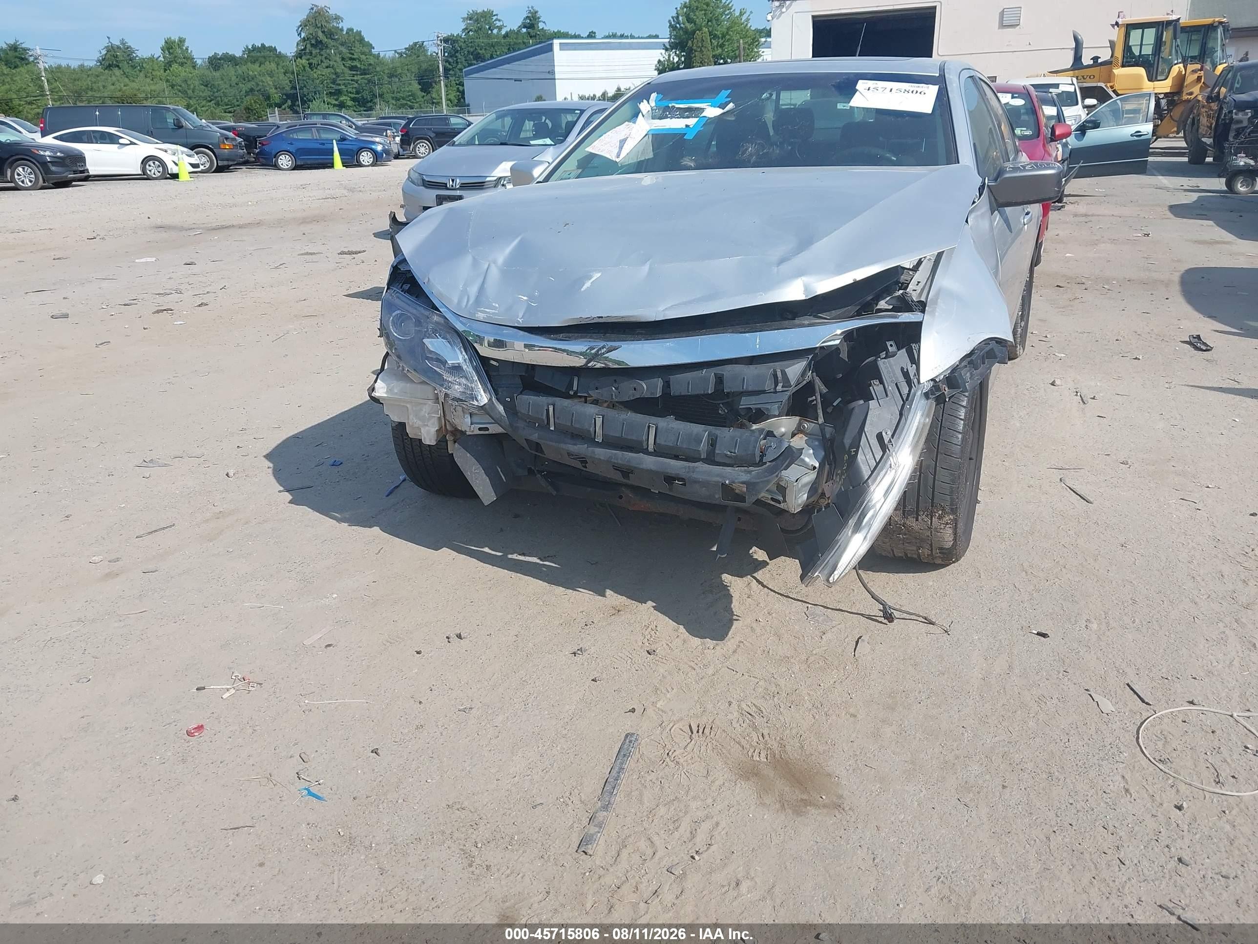 2011 Ford Fusion Se Silver vin: 3FAHP0HA3BR111629